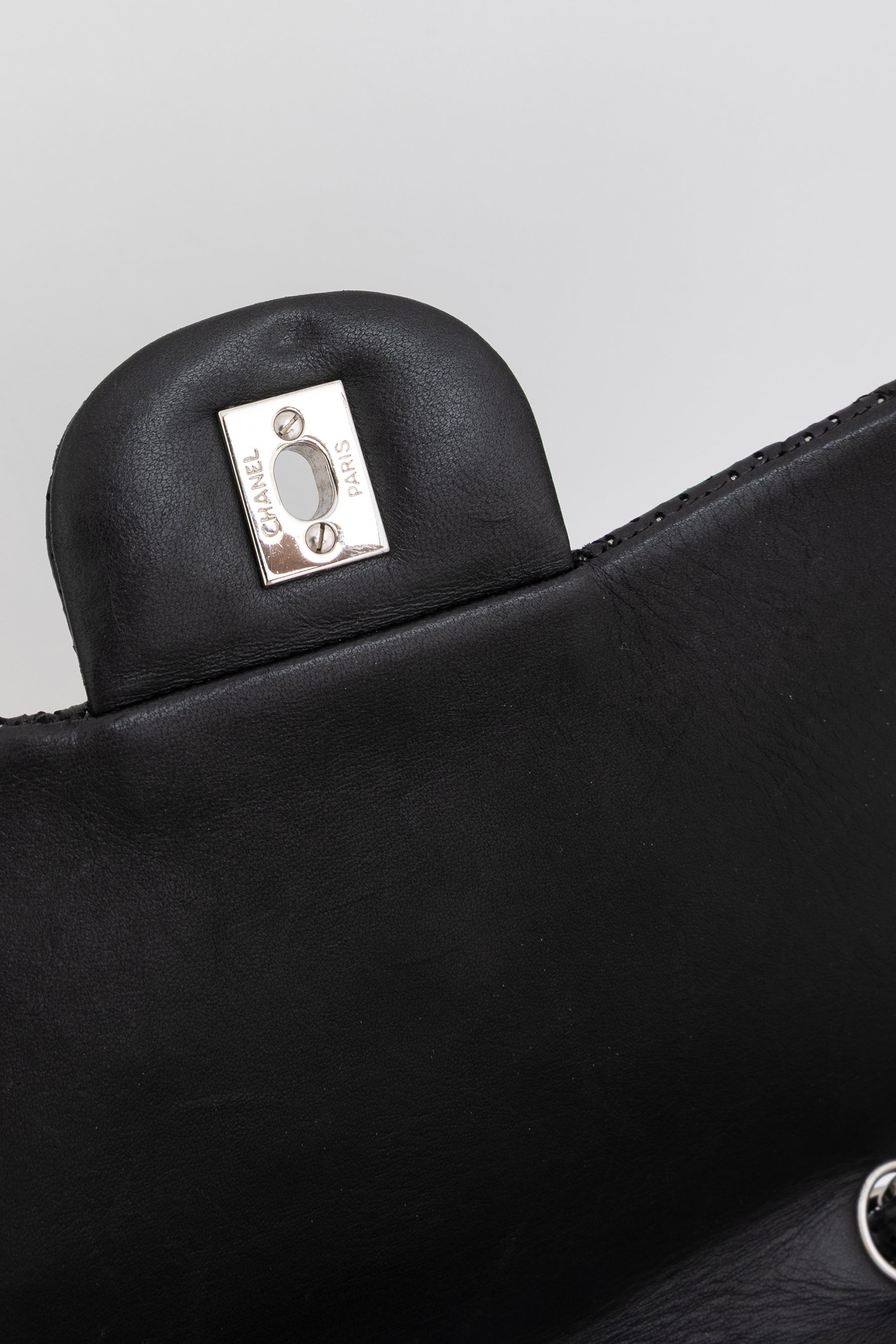 Jumbo Classic Flap Bag