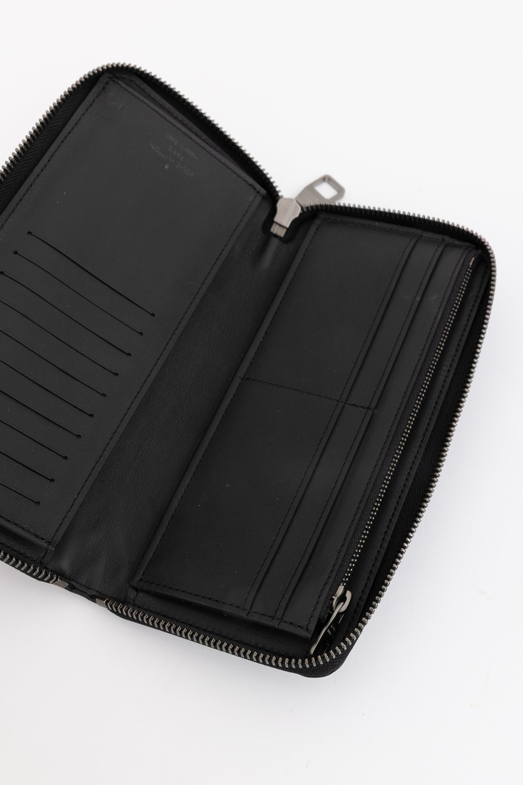Zippy Wallet Vertical