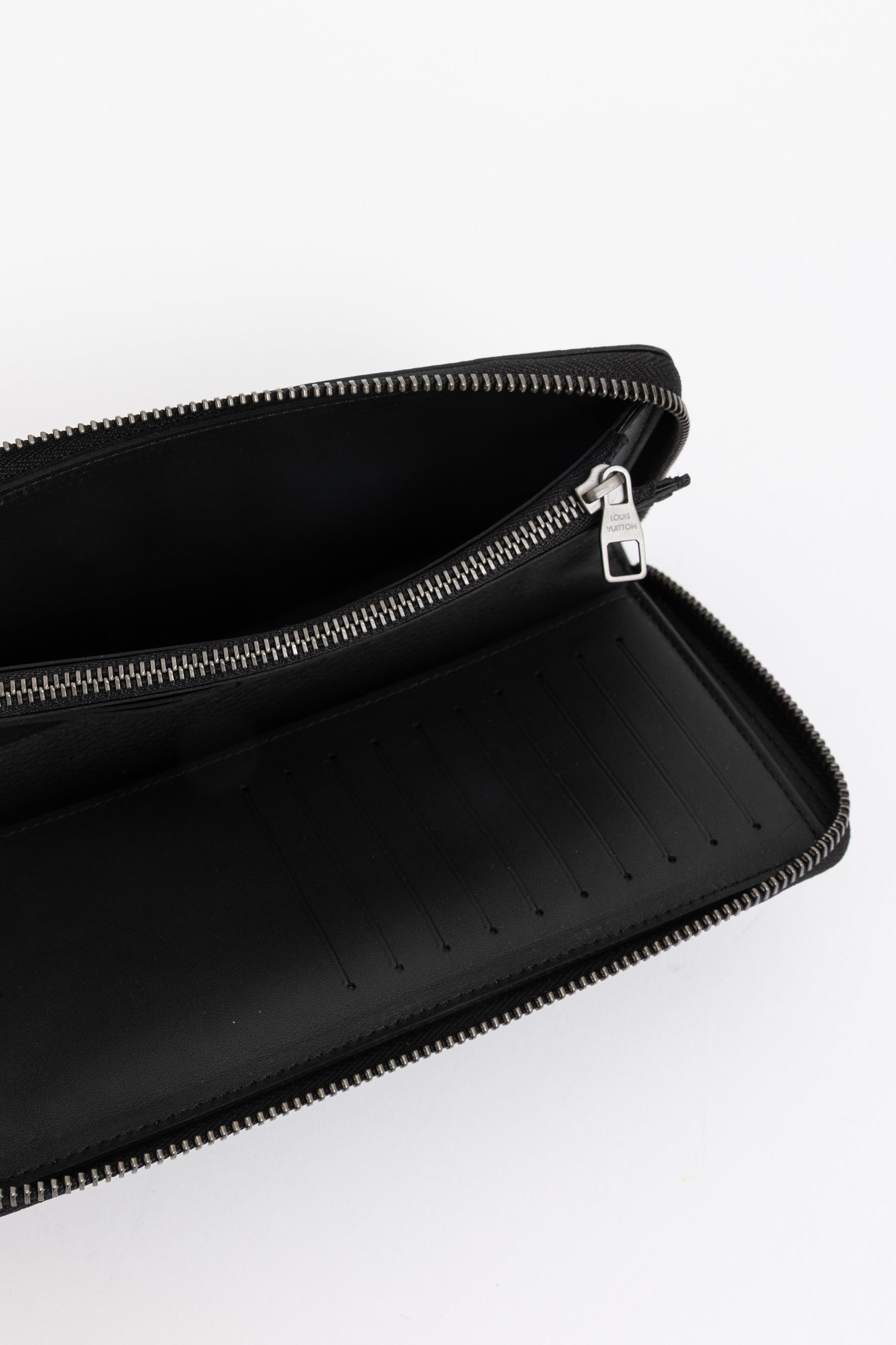 Zippy Wallet Vertical