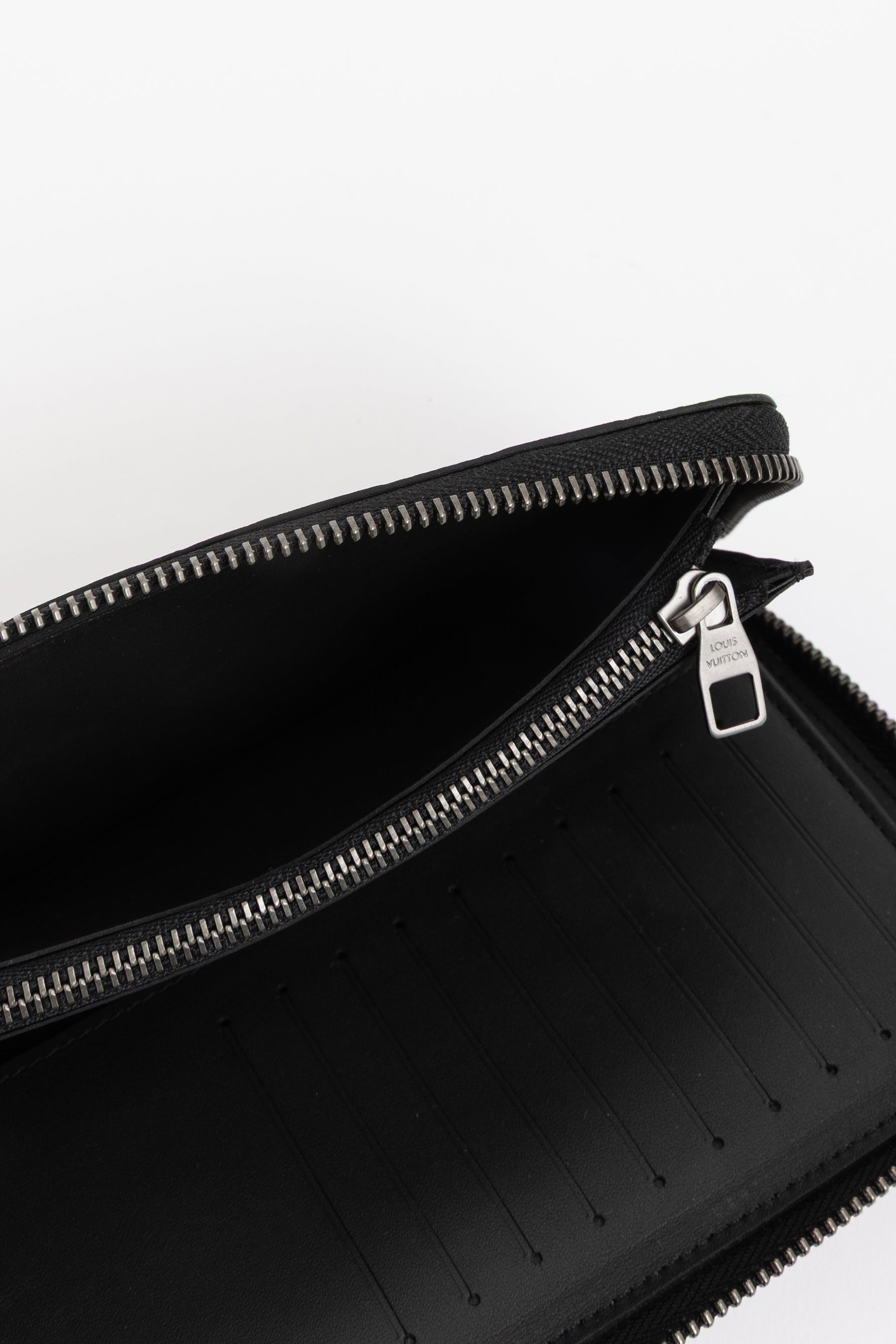 Zippy Wallet Vertical