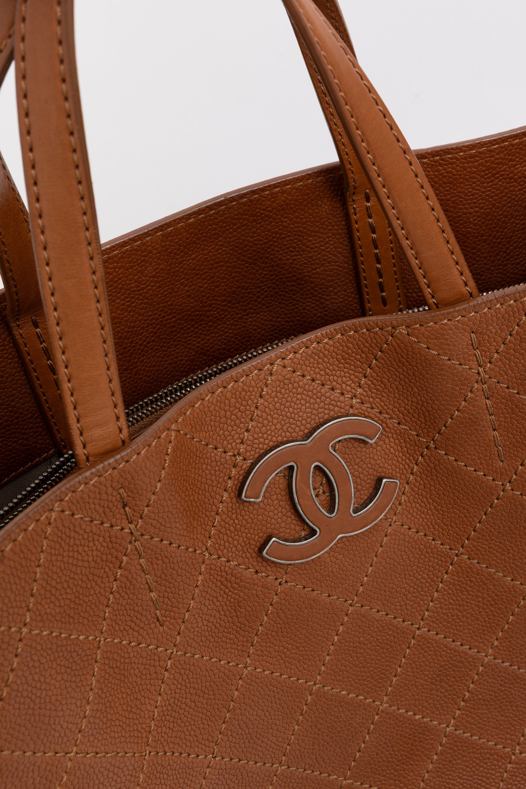 CC Chain Tote Bag