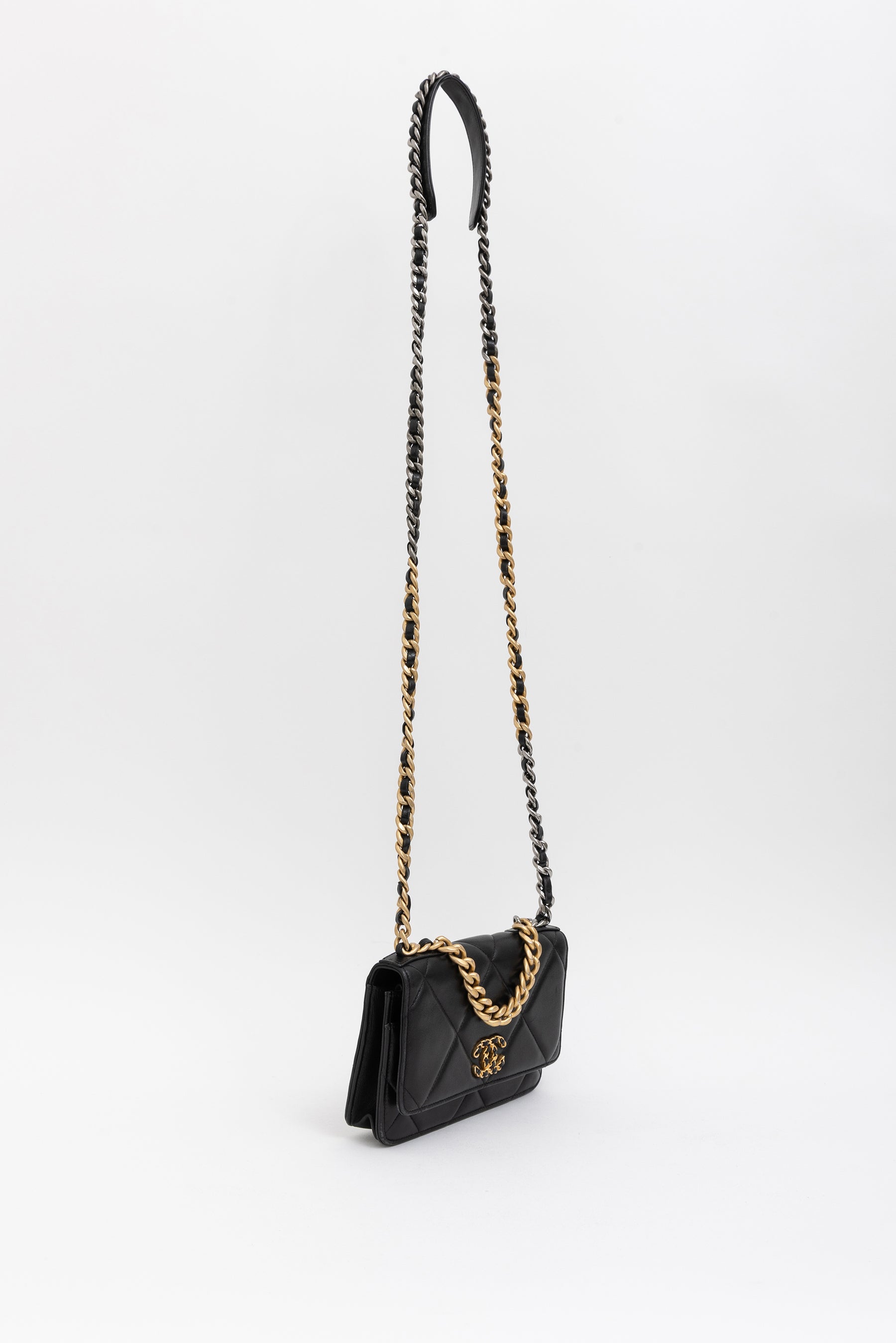 19 Wallet on Chain