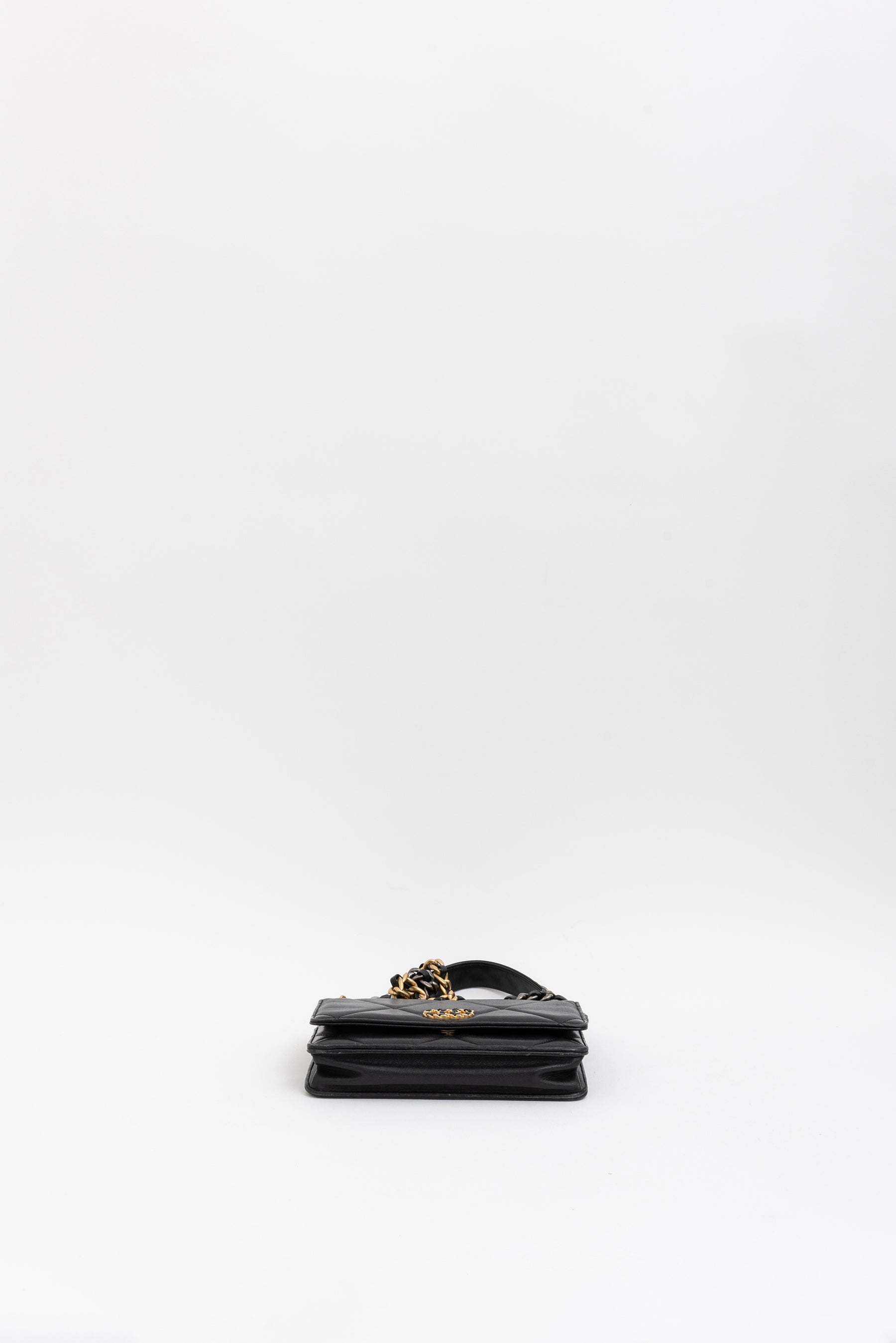 19 Wallet on Chain