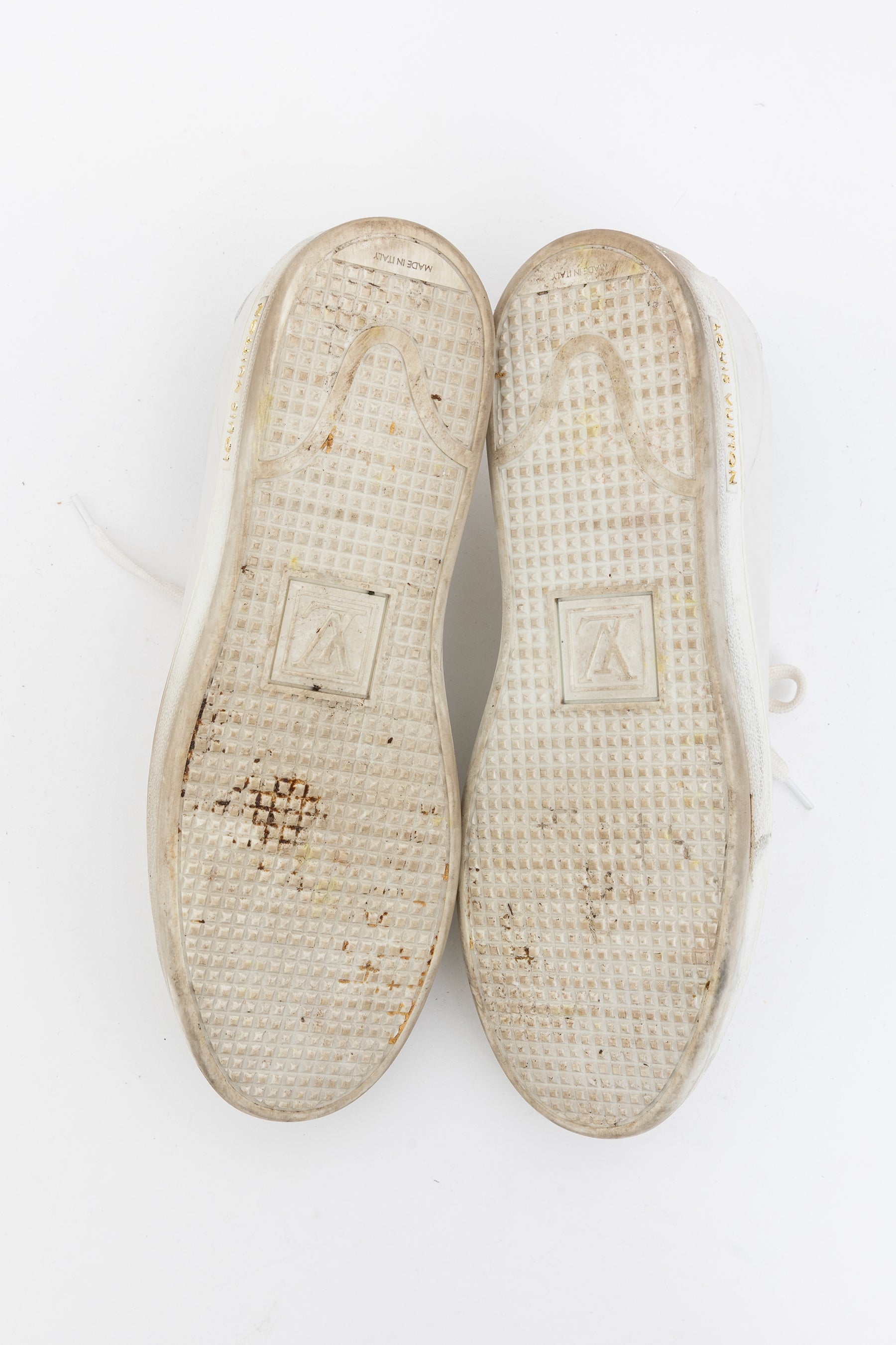 Frontrow Sneakers