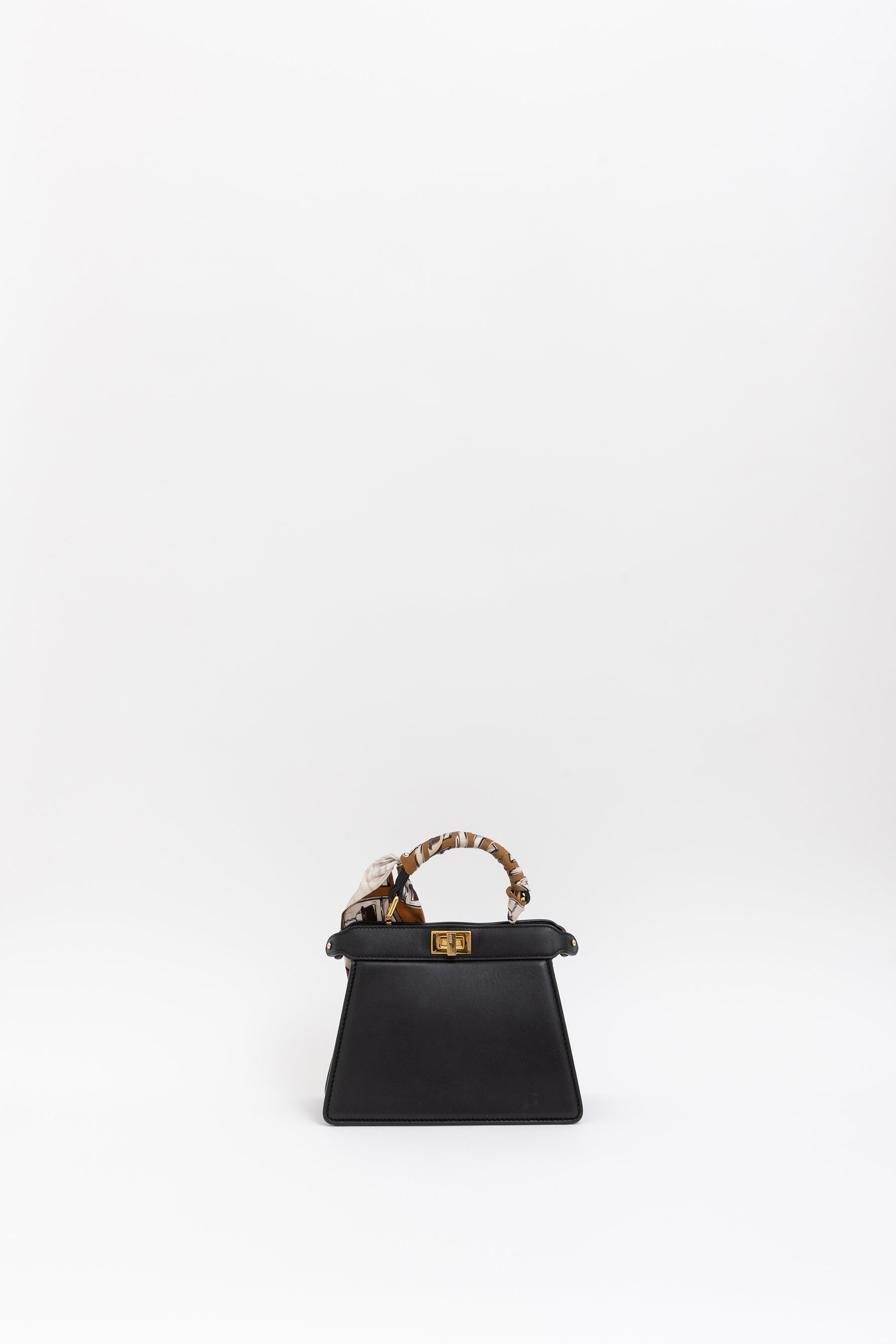 Peekaboo ISeeU Petite Bag with Wrappy