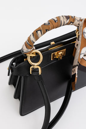 Peekaboo ISeeU Petite Bag with Wrappy