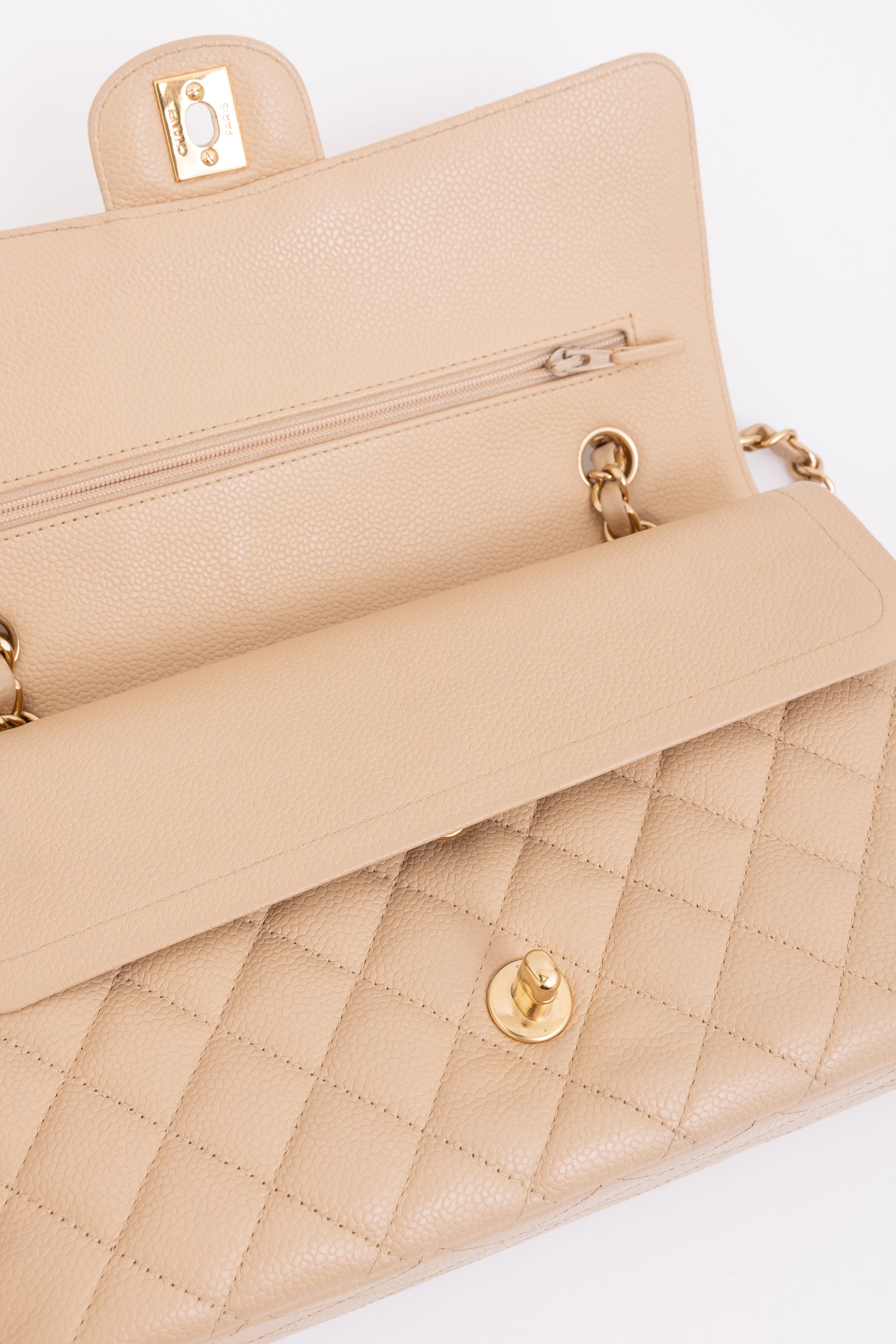 Medium Classic Double Flap Bag