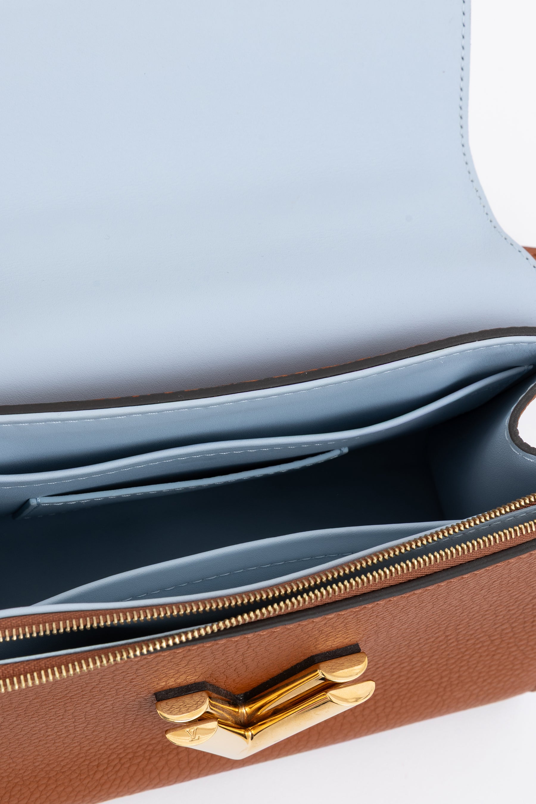 Twist One Handle PM Handbag