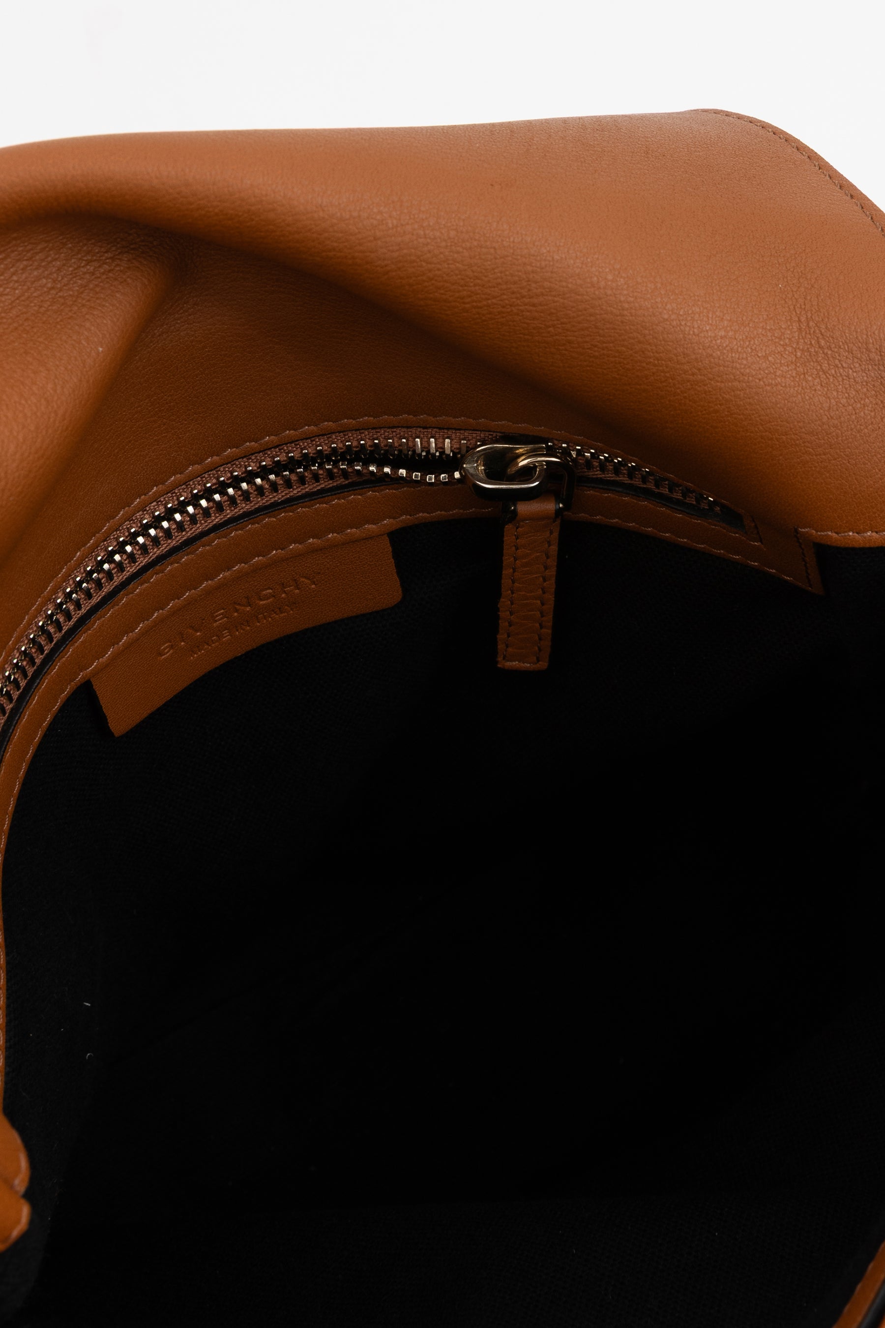 Pandora Pure Flap Bag