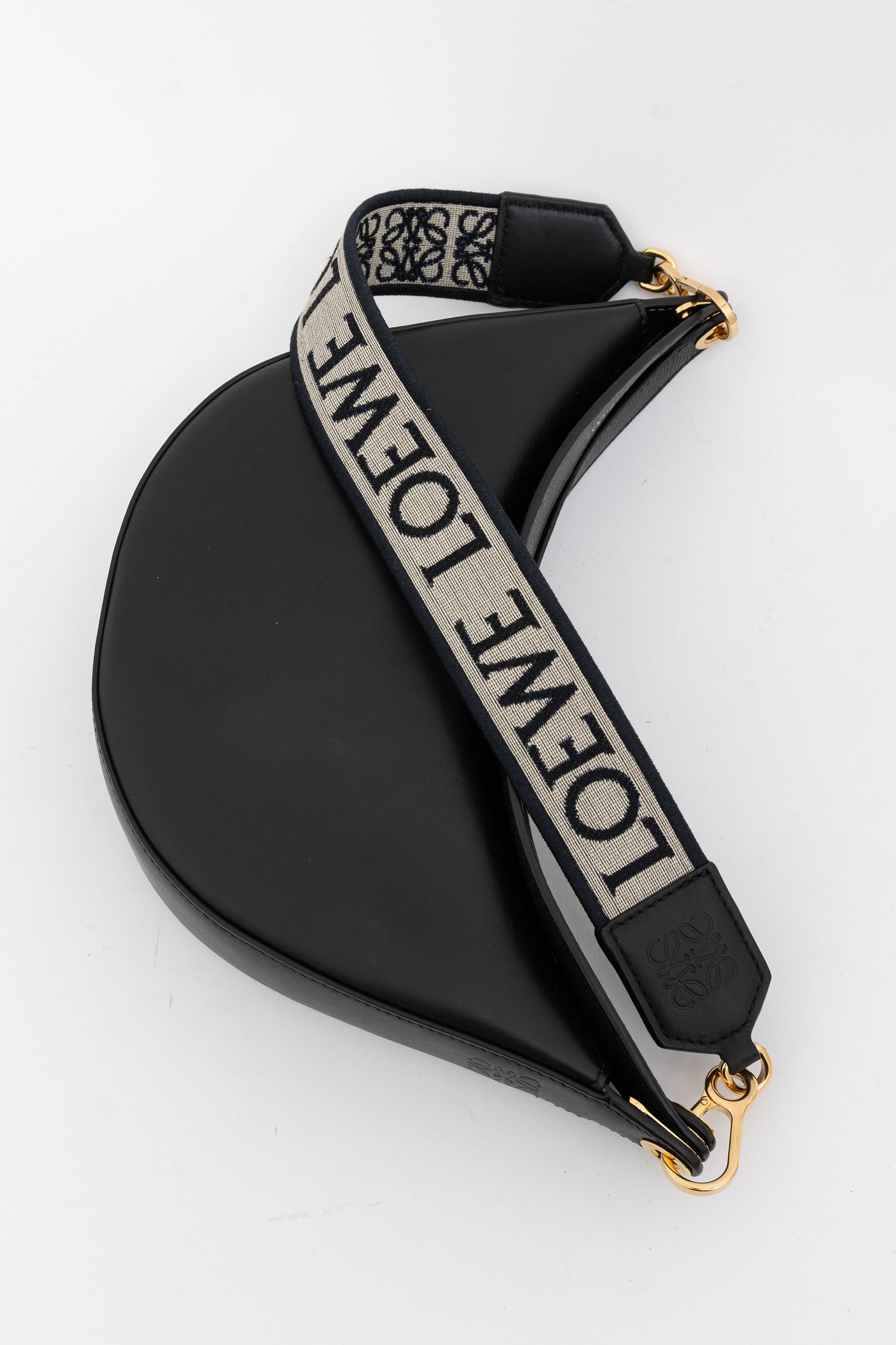 Luna Anagram-Strap Shoulder Bag