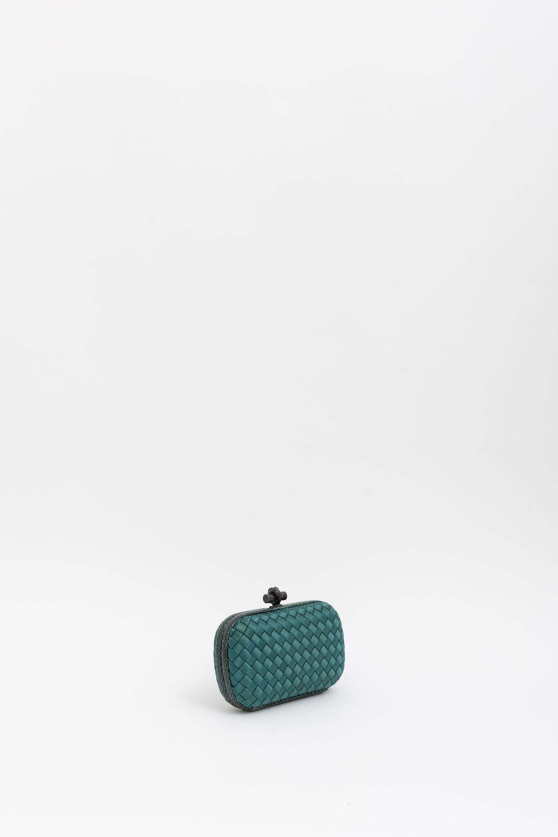 Intrecciato New Knot Clutch