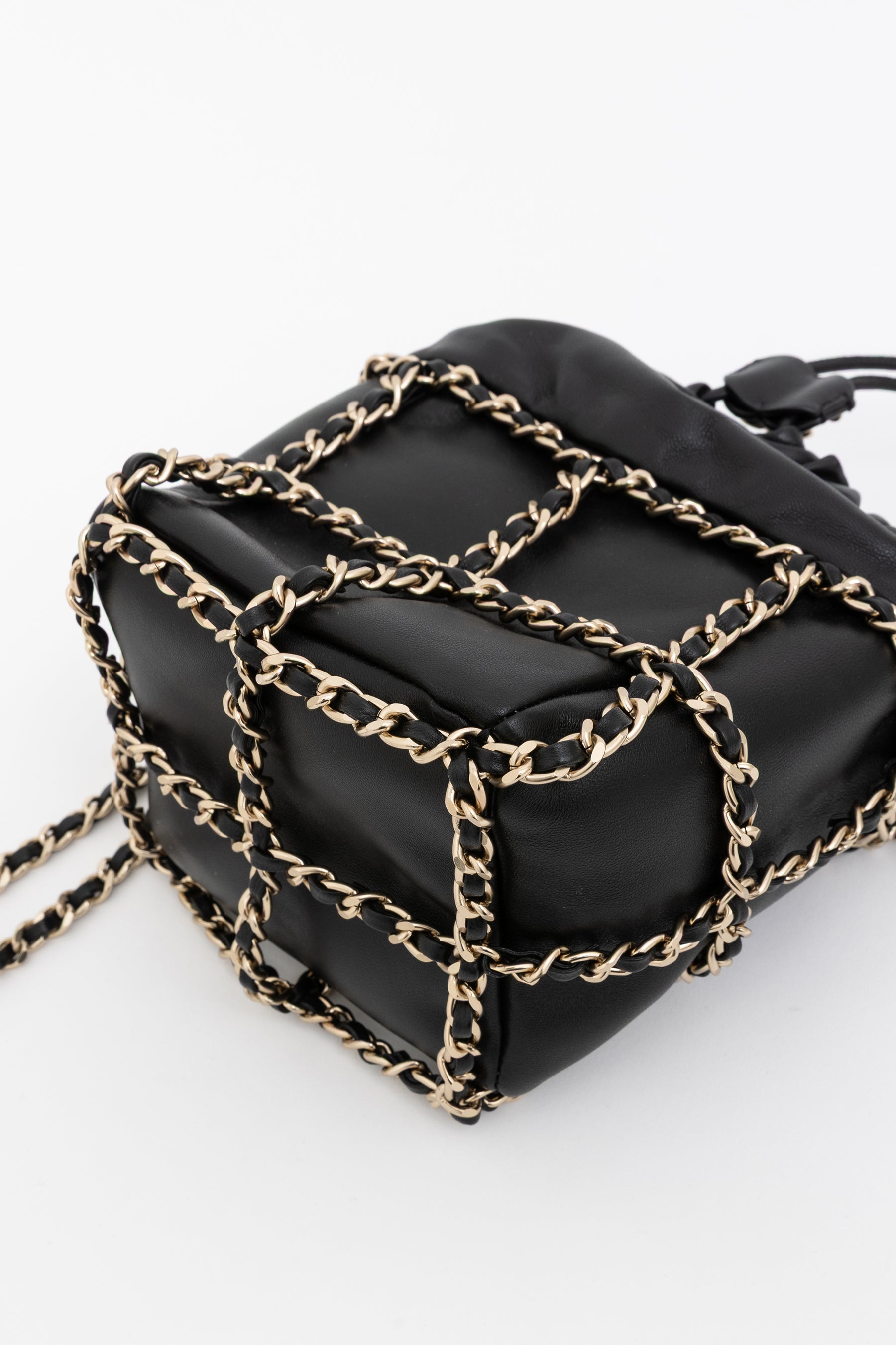 Chain Bucket Bag