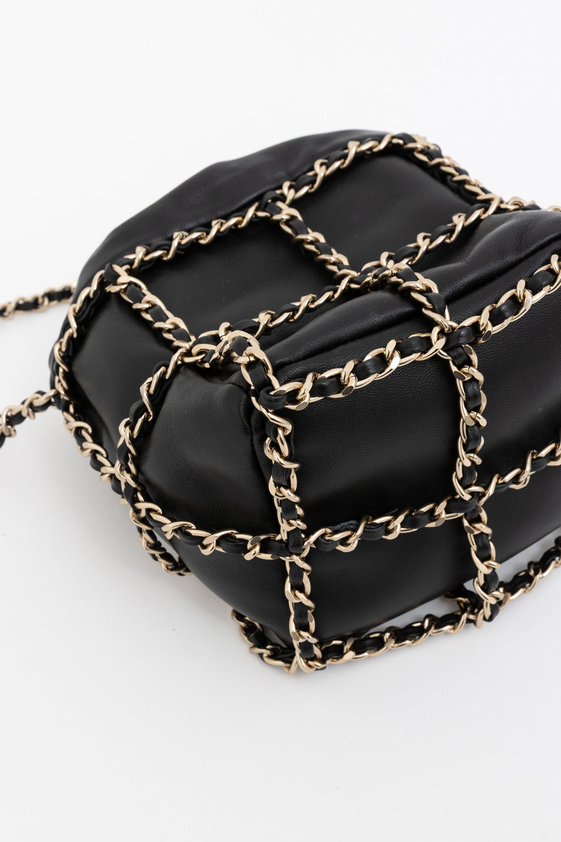 Chain Bucket Bag