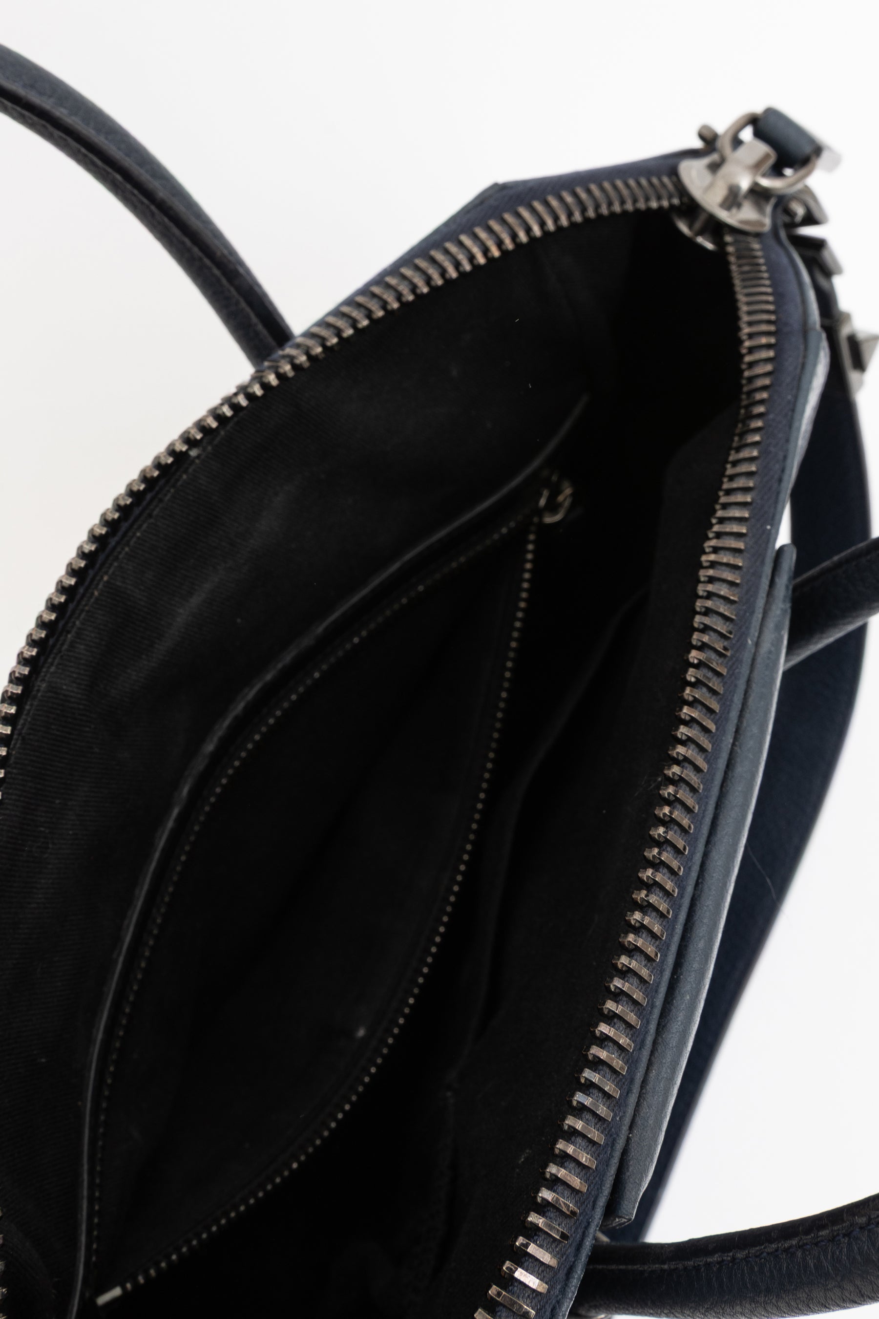 Small Antigona Bag
