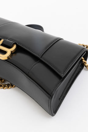 Hourglass Handbag
