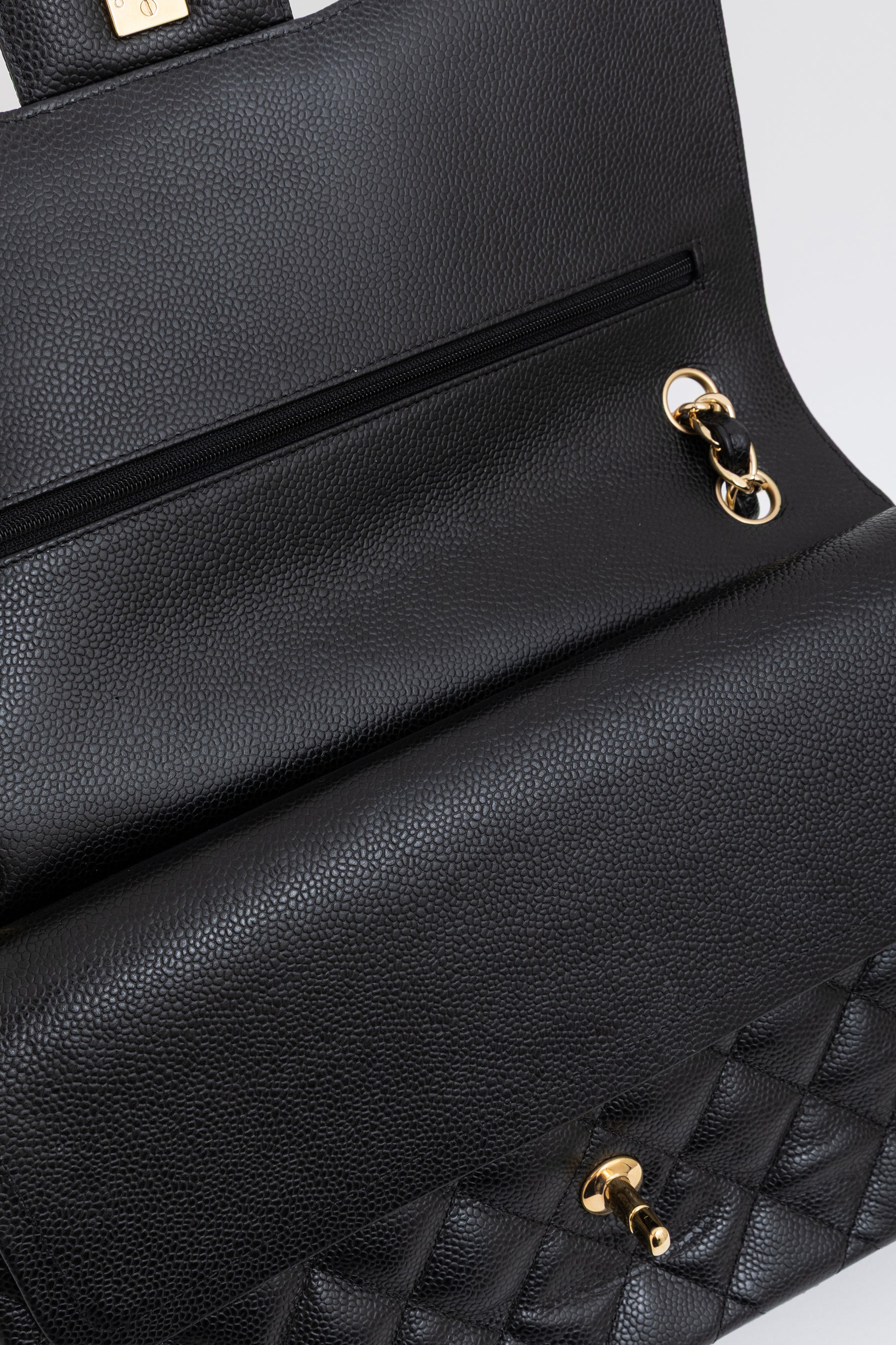 Jumbo Classic Double Flap Bag