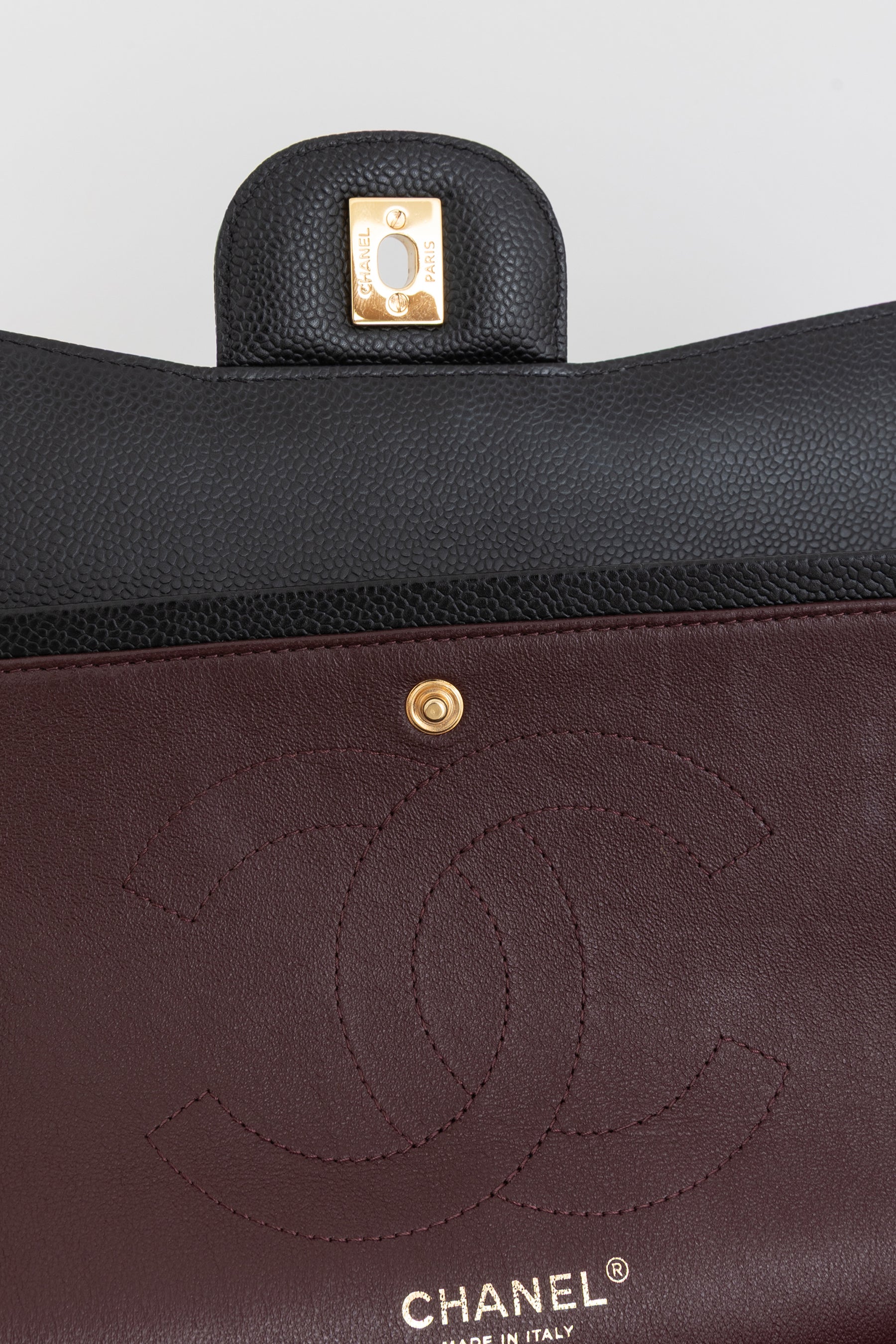 Jumbo Classic Double Flap Bag
