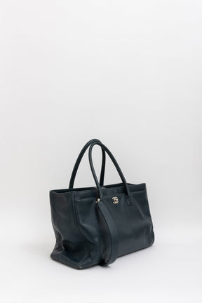 Cerf Executive Tote Bag