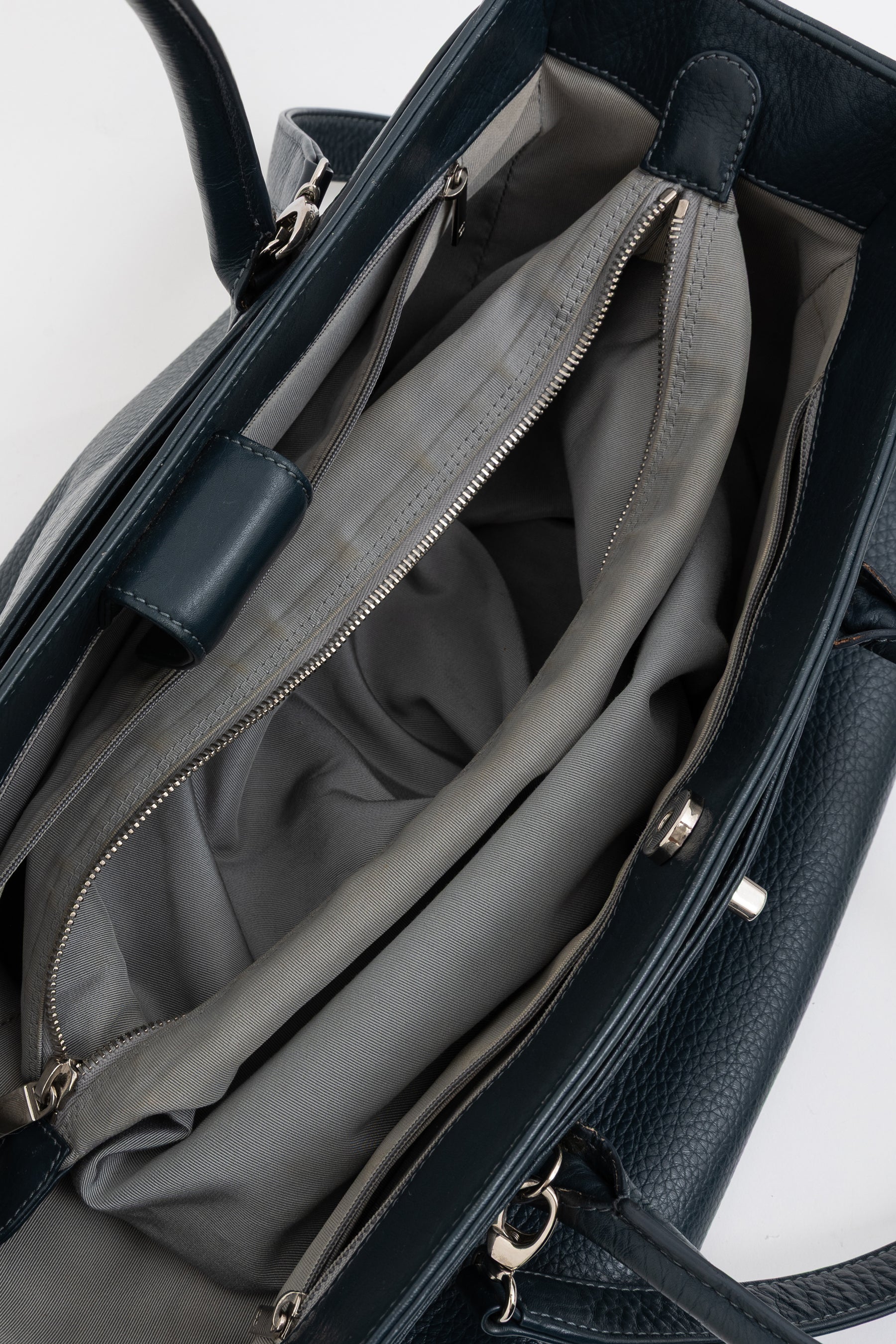 Cerf Executive Tote Bag