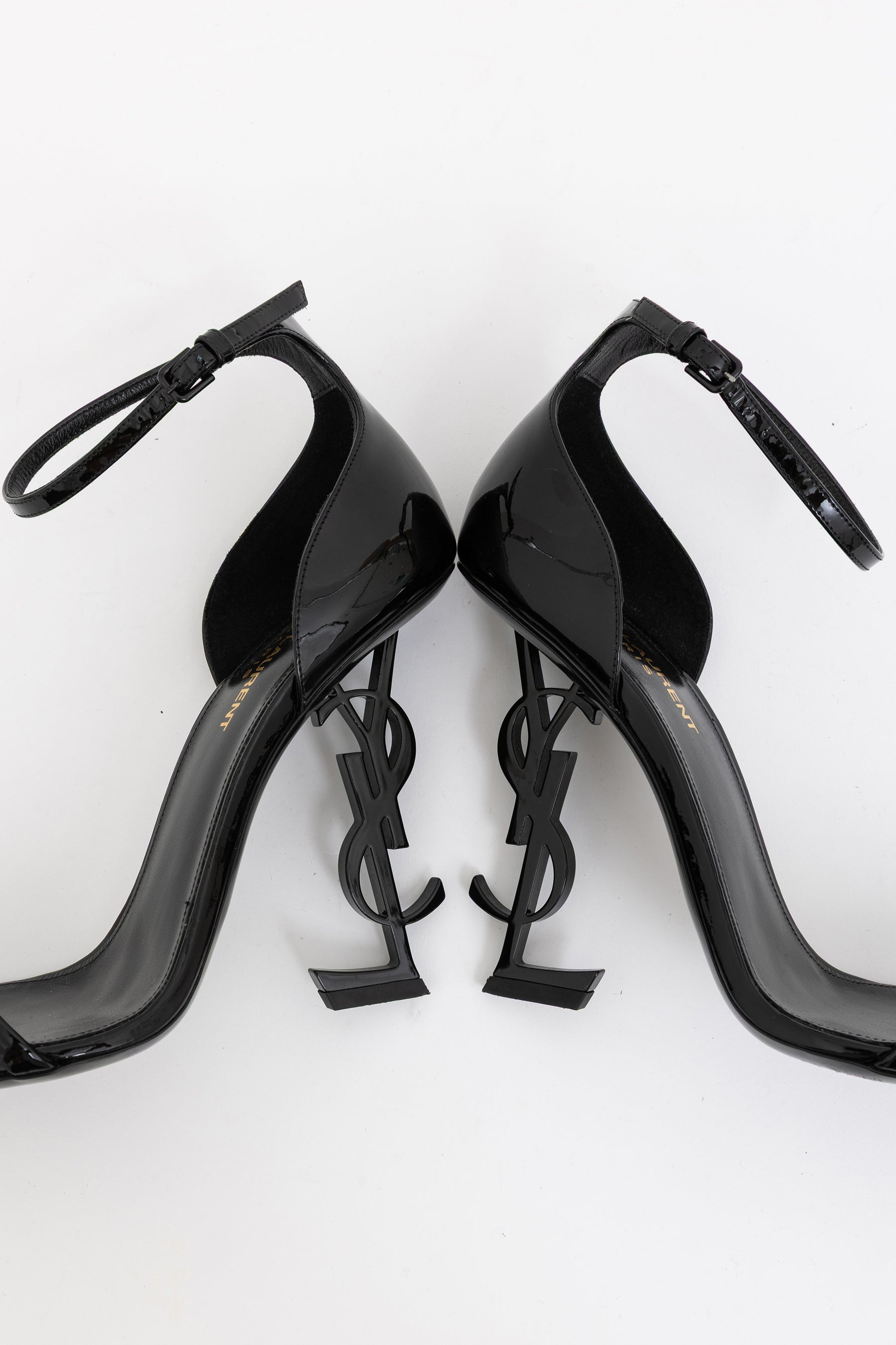Opyum Sandals