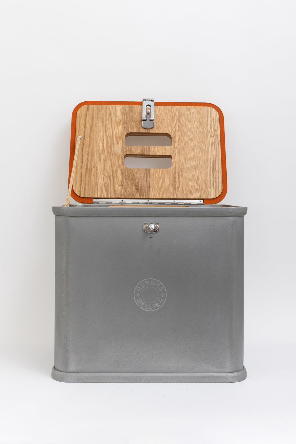 Grooming Box