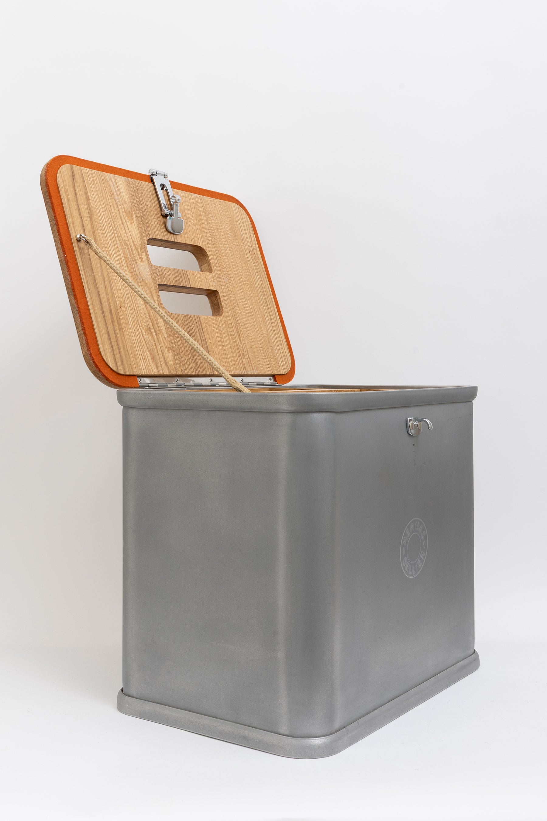 Grooming Box
