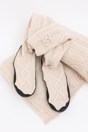 Cable-Knit Sock Slipper and Blanket Set