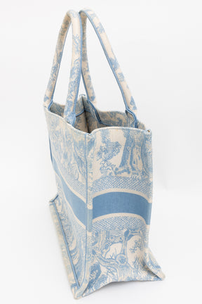 Medium Book Tote