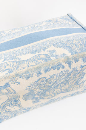 Medium Book Tote
