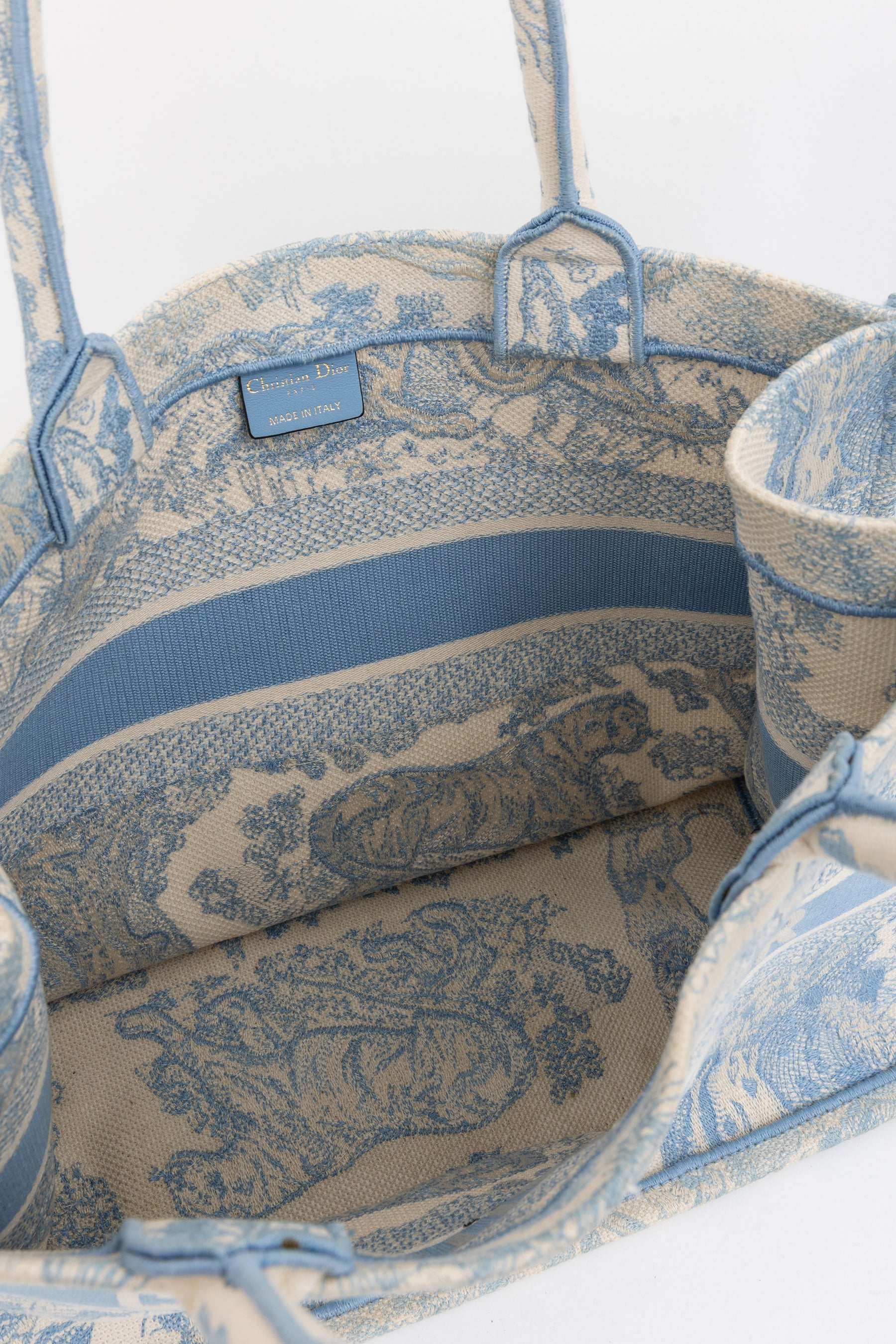 Medium Book Tote