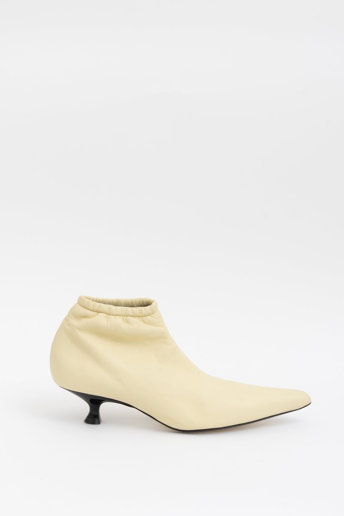 Volos Napa Kitten Heel Ankle Booties