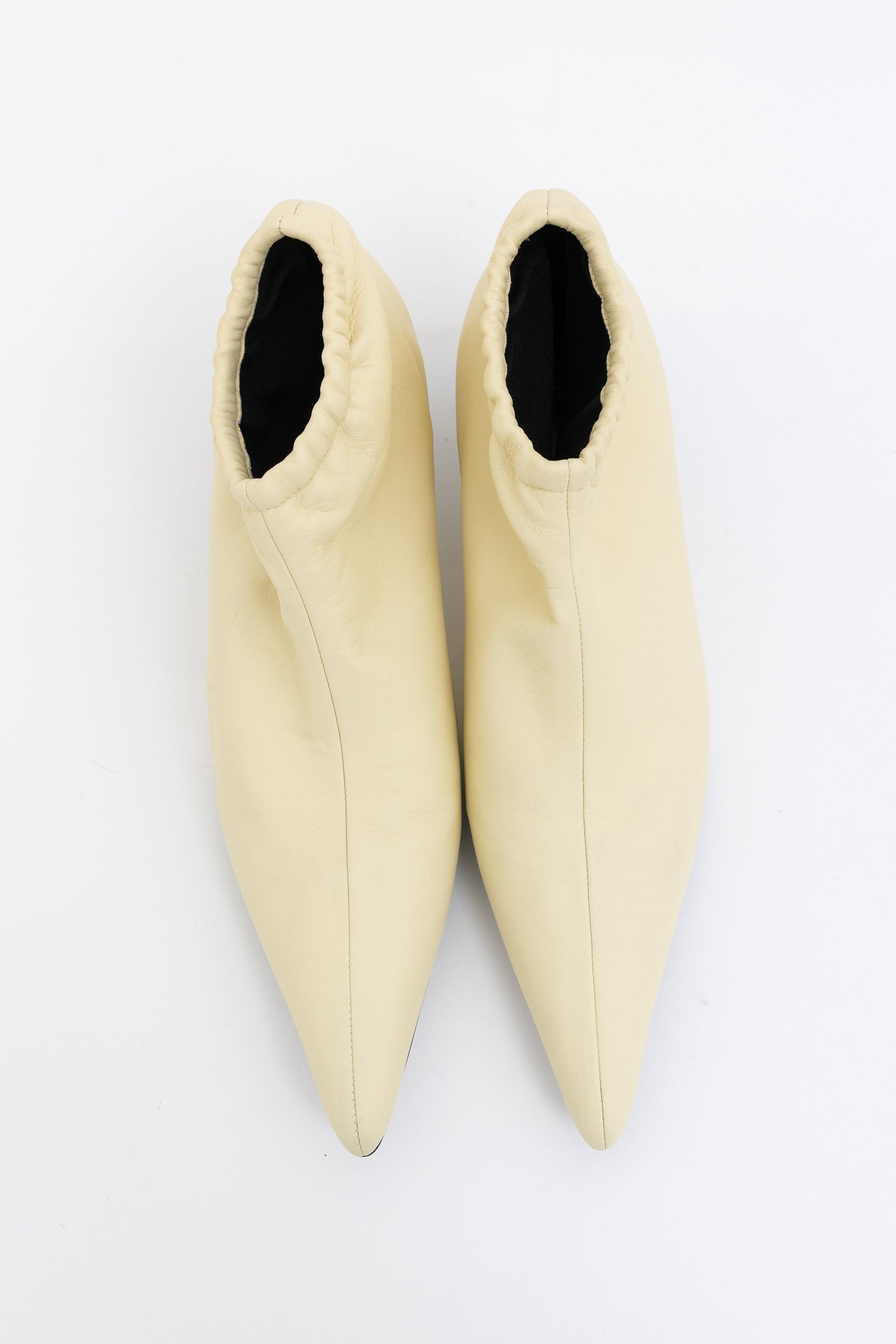 Volos Napa Kitten Heel Ankle Booties