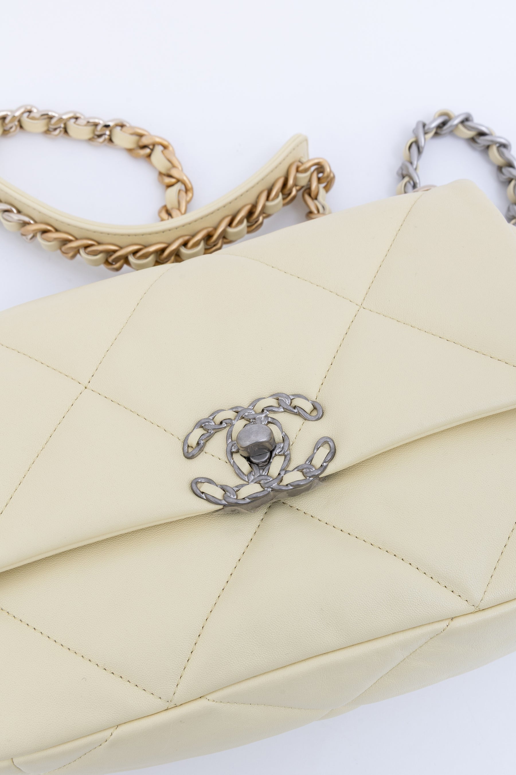 Small 19 Flap Bag