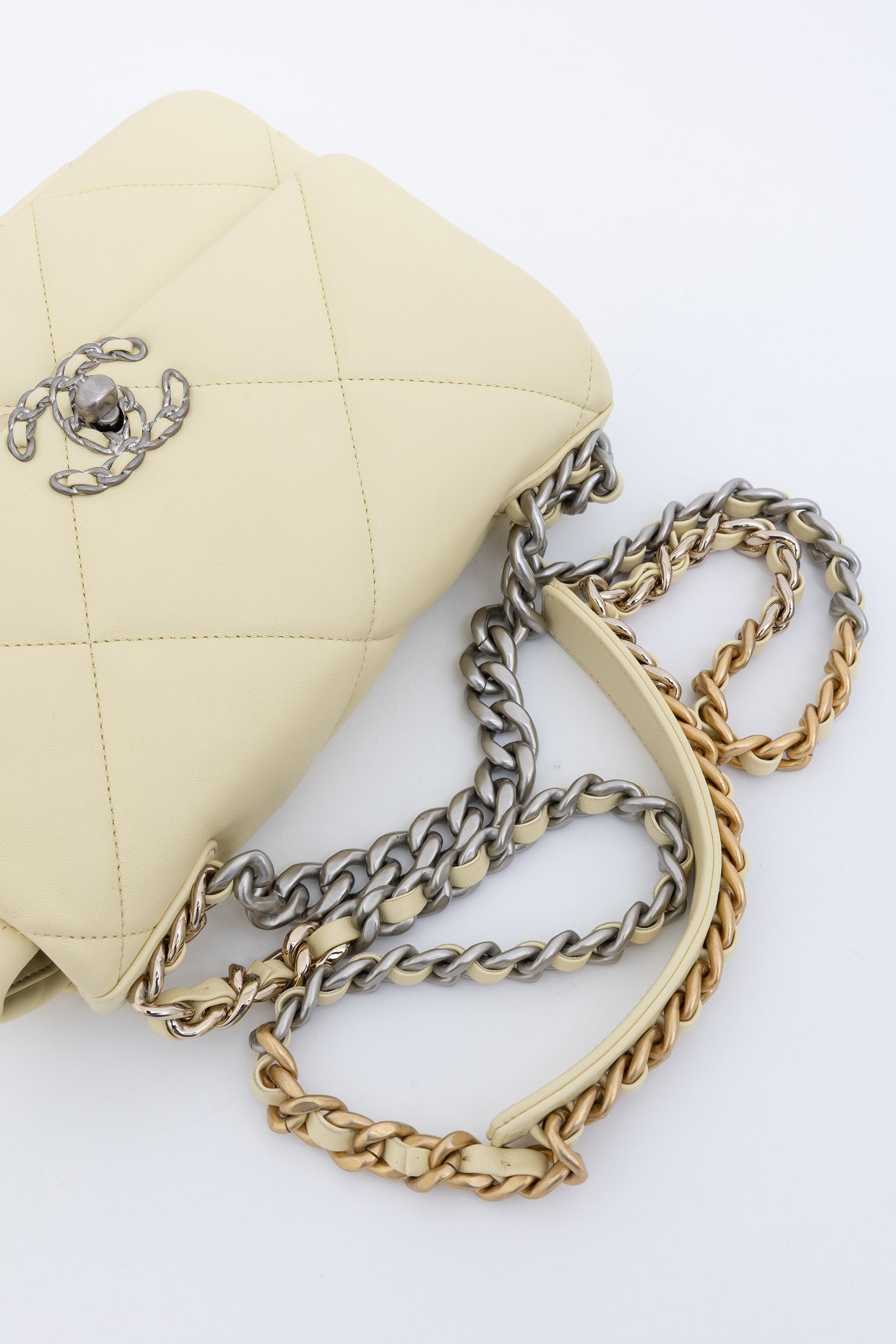 Small 19 Flap Bag