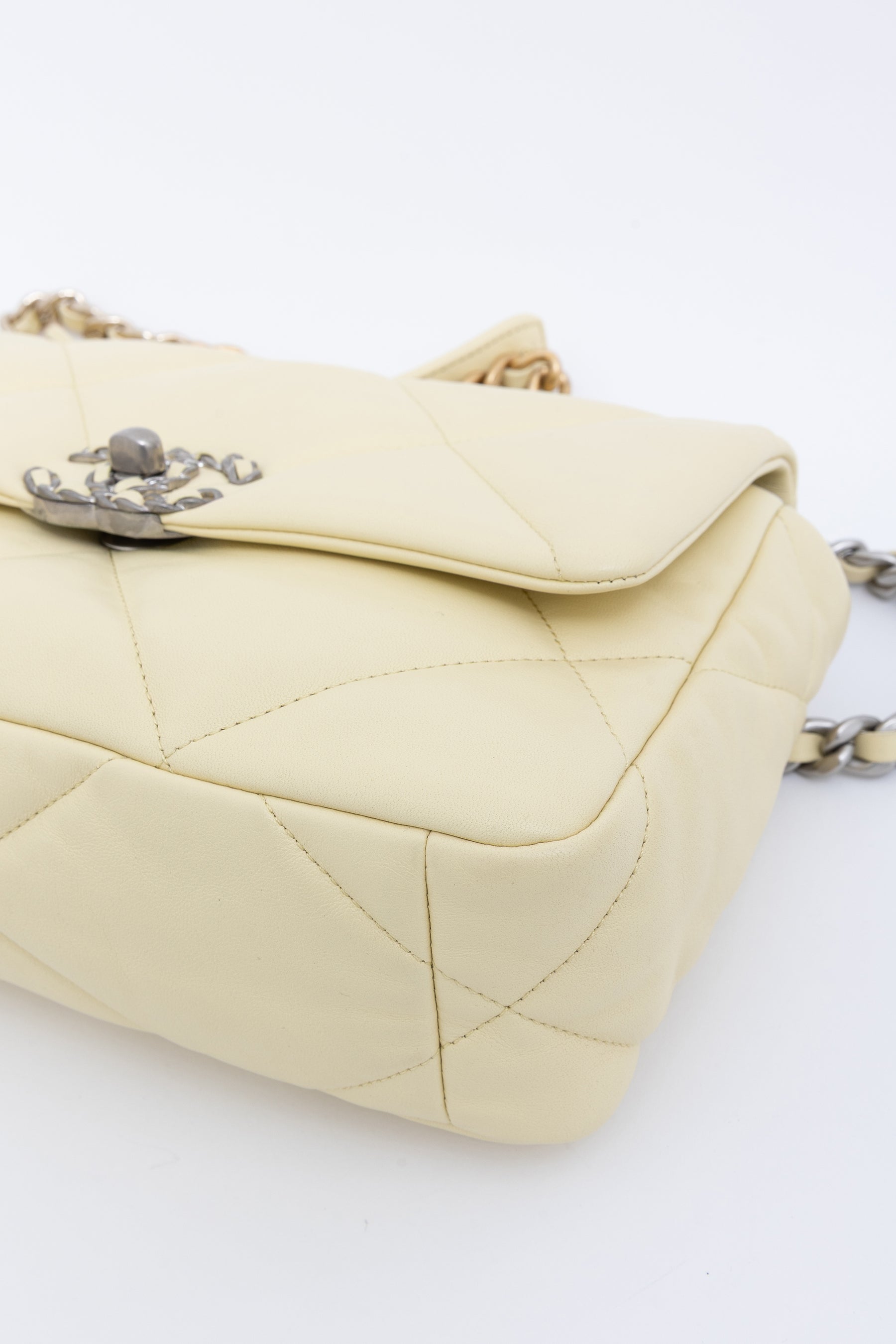 Small 19 Flap Bag