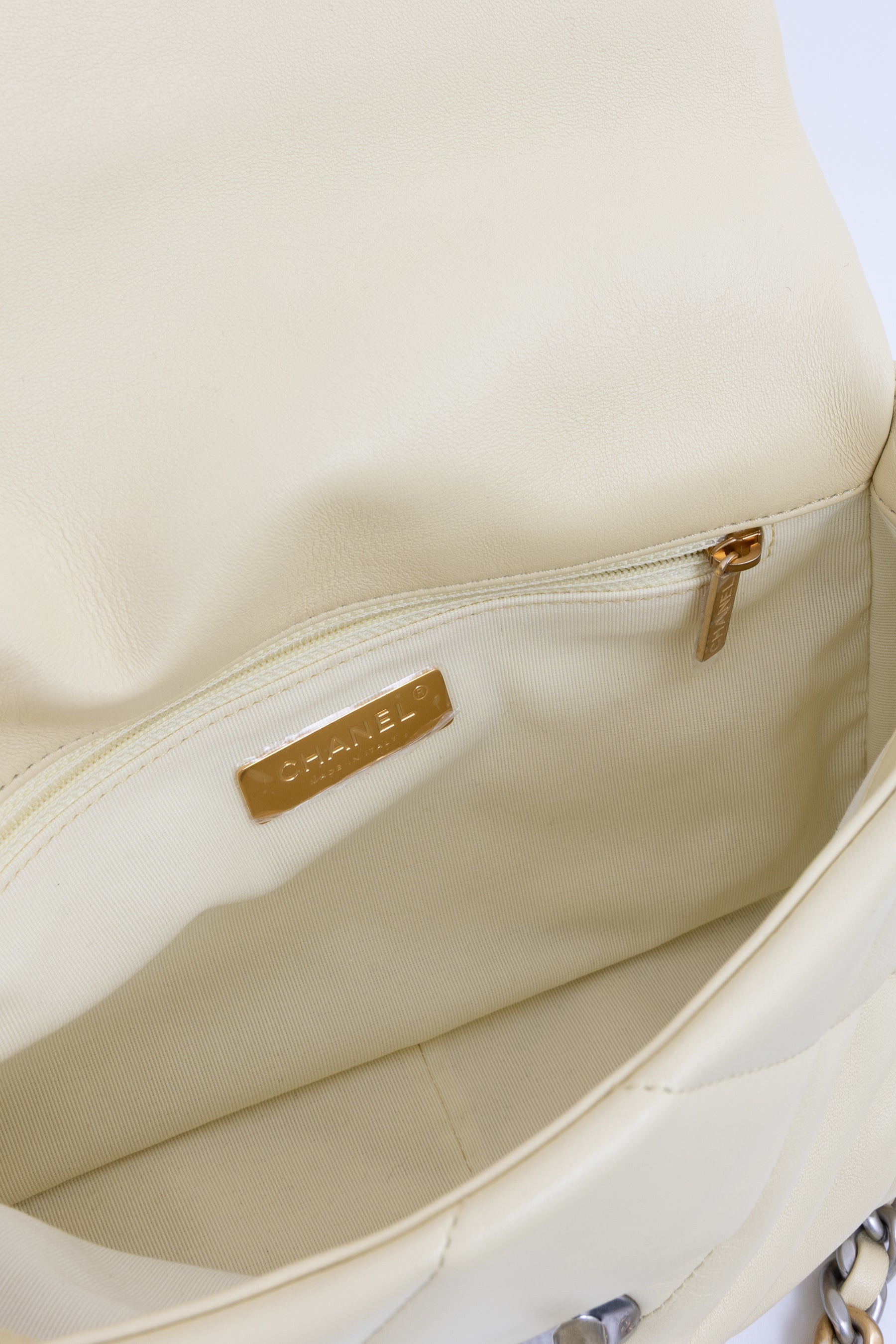 Small 19 Flap Bag