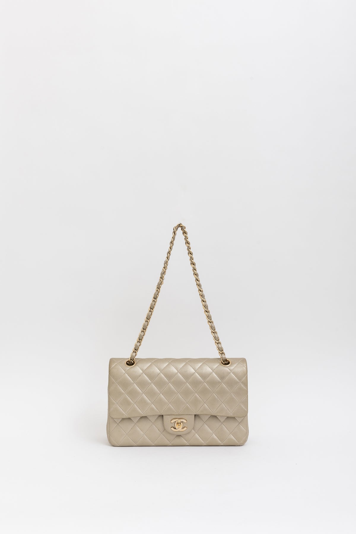 Medium Classic Double Flap
