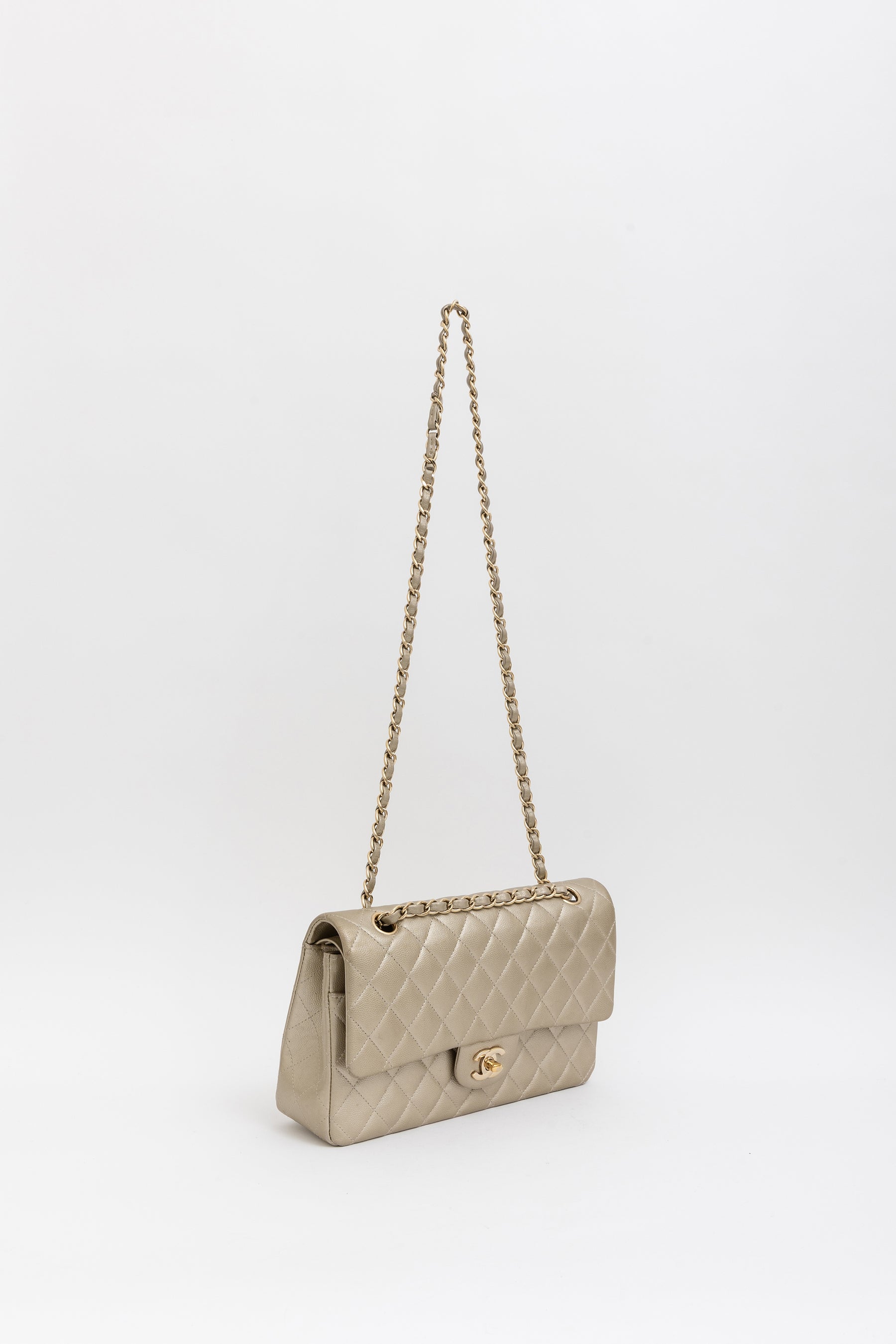 Medium Classic Double Flap