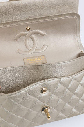 Medium Classic Double Flap