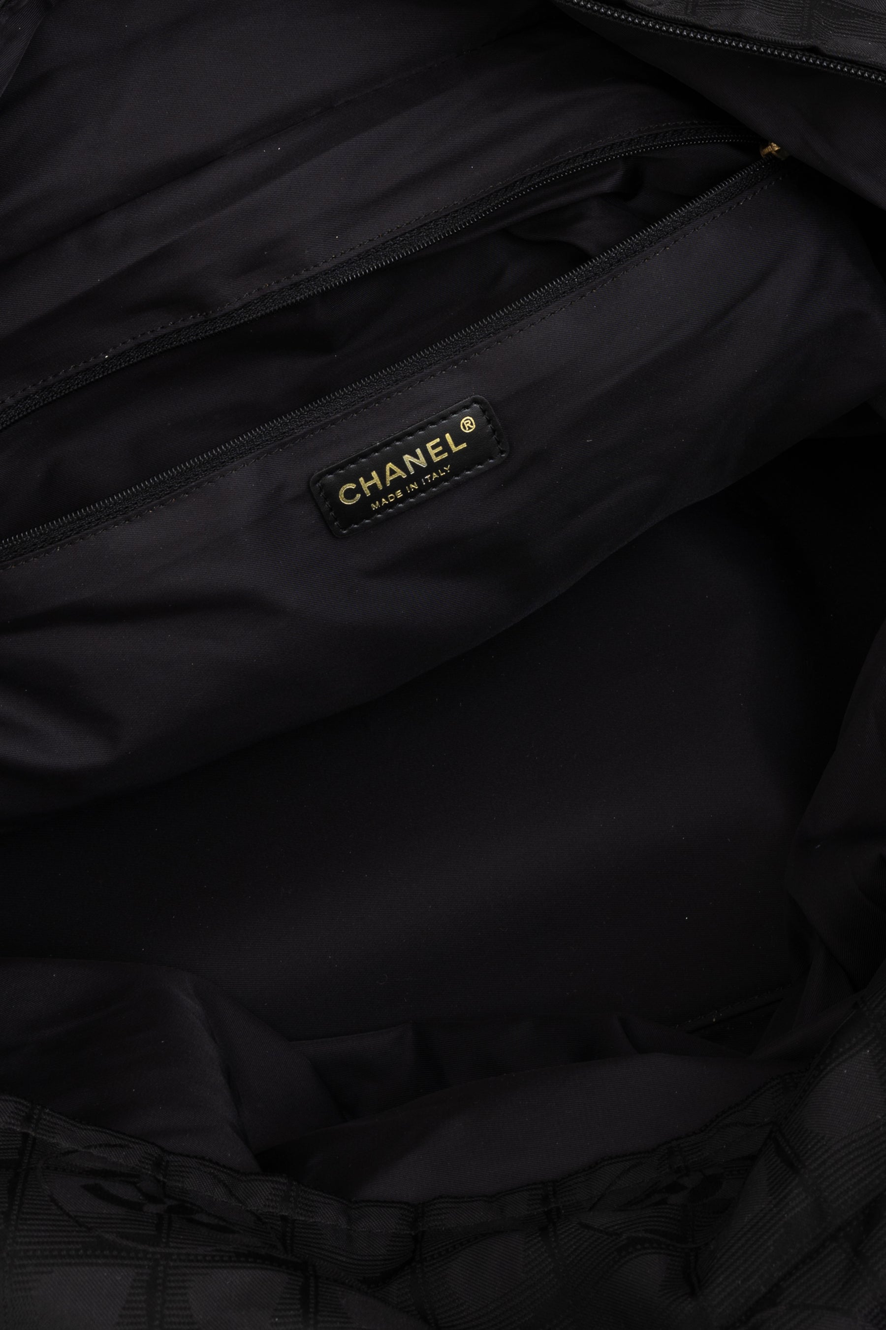Travel Line Rolling Duffle Bag