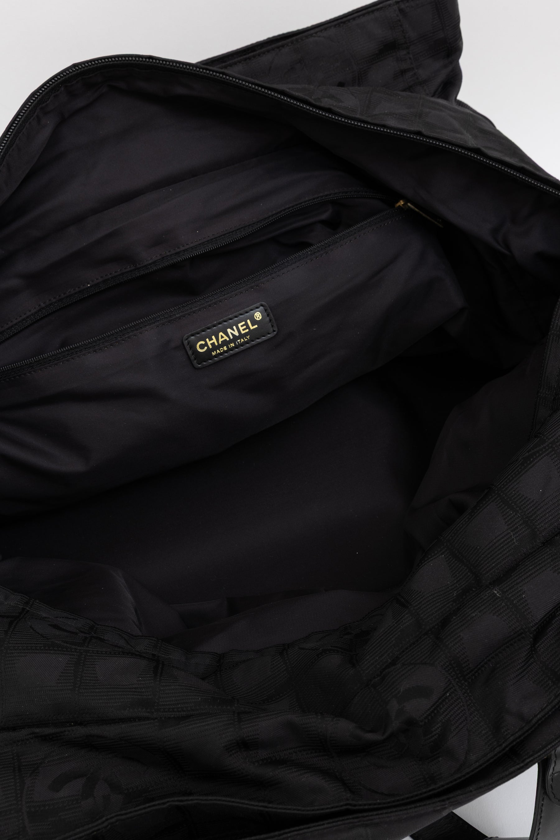 Travel Line Rolling Duffle Bag