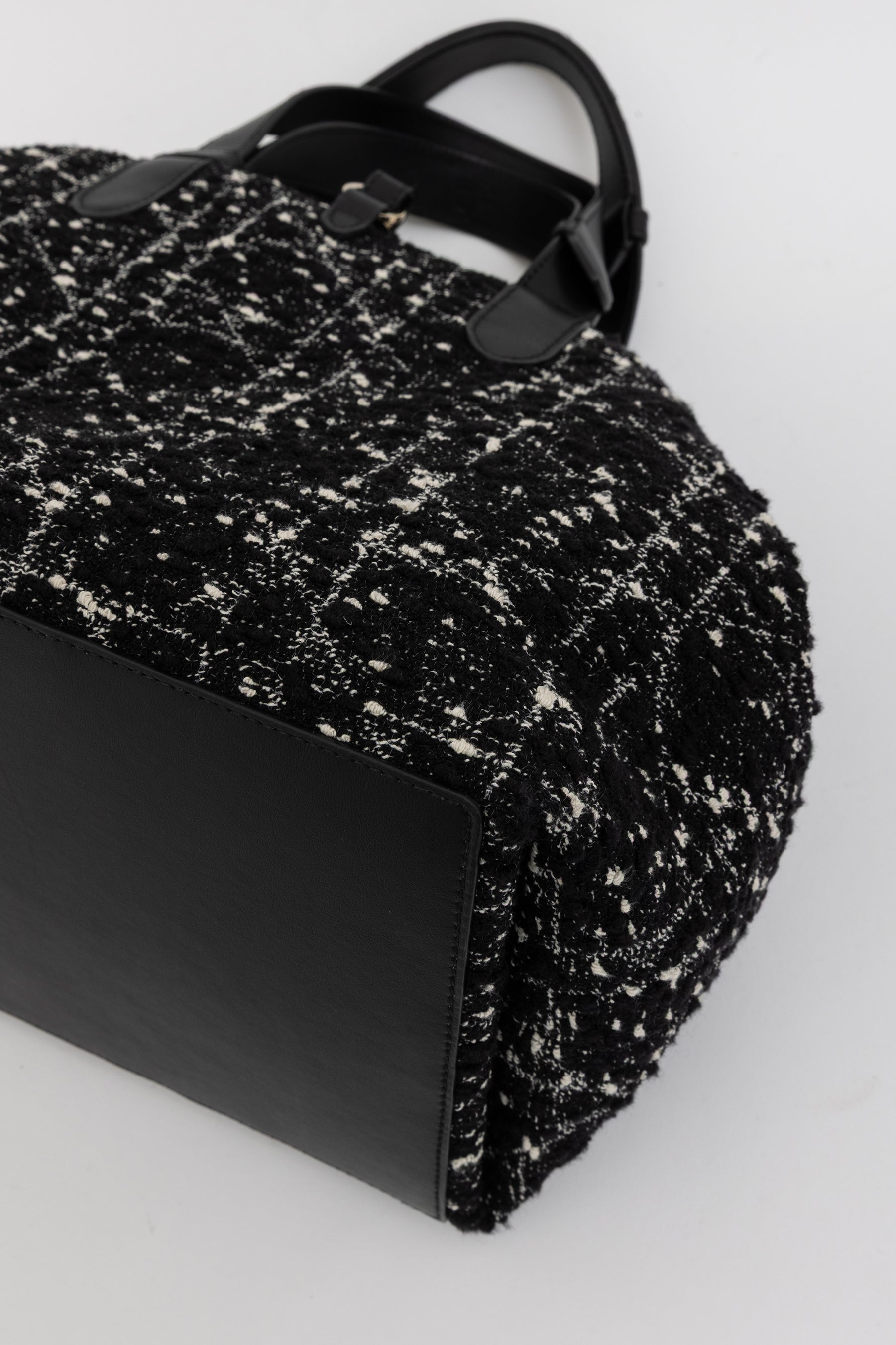 Medium Toujours Bag