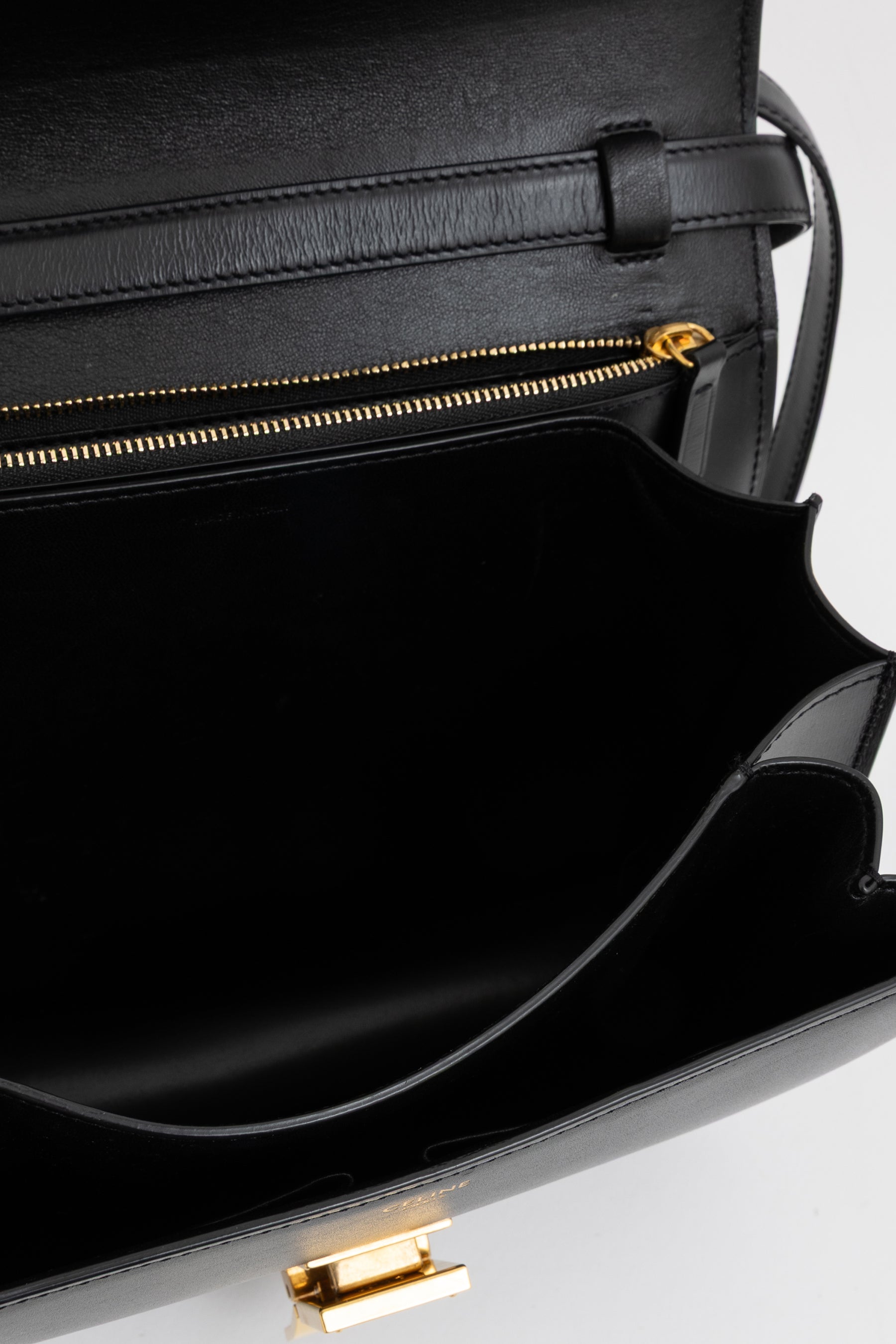 Medium Classic Box Bag