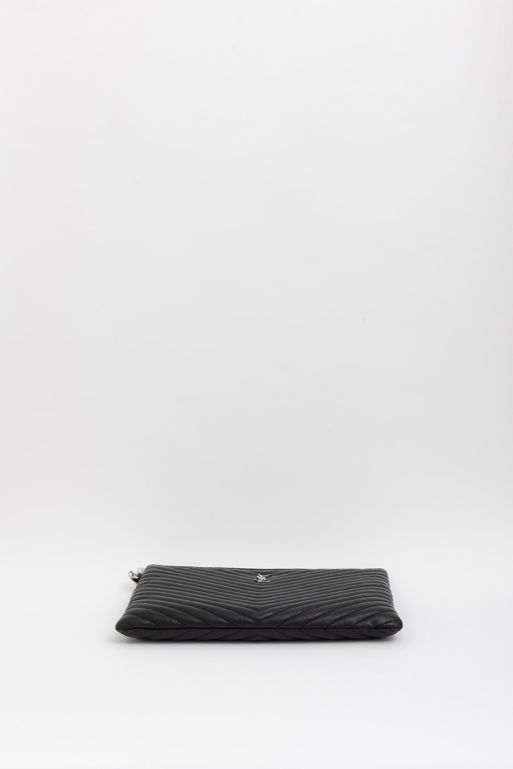 Cassandre Matelassé Tablet Pouch