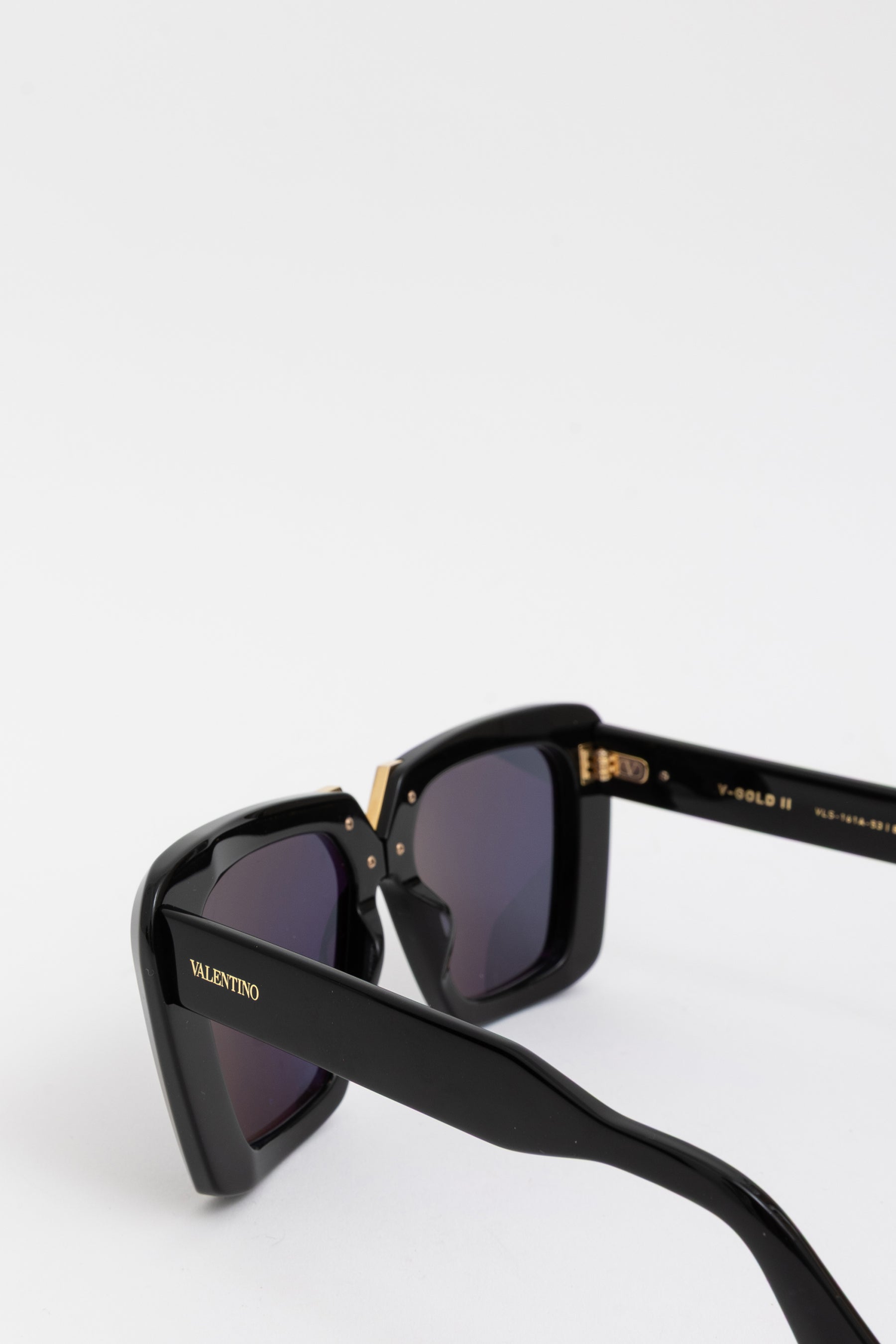 Eyewear VLogo Signature Sunglasses