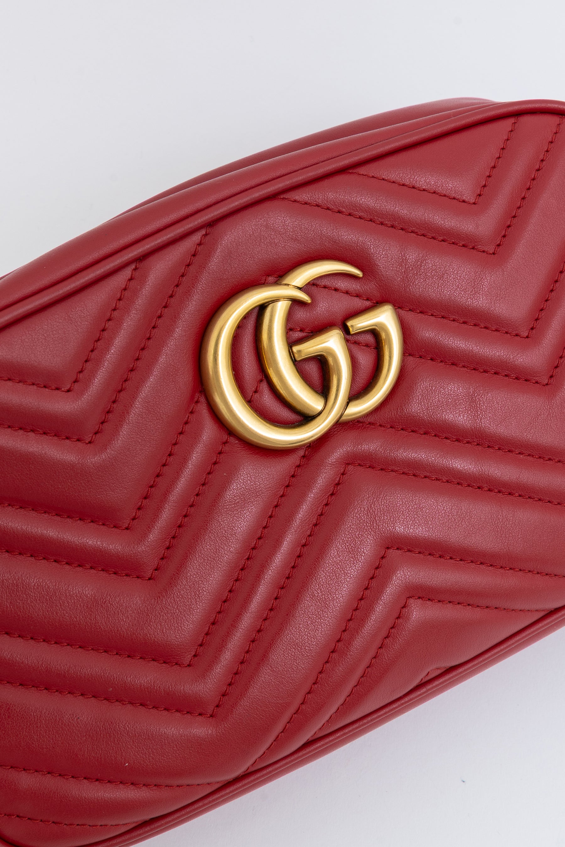 GG Marmont Small Camera Bag