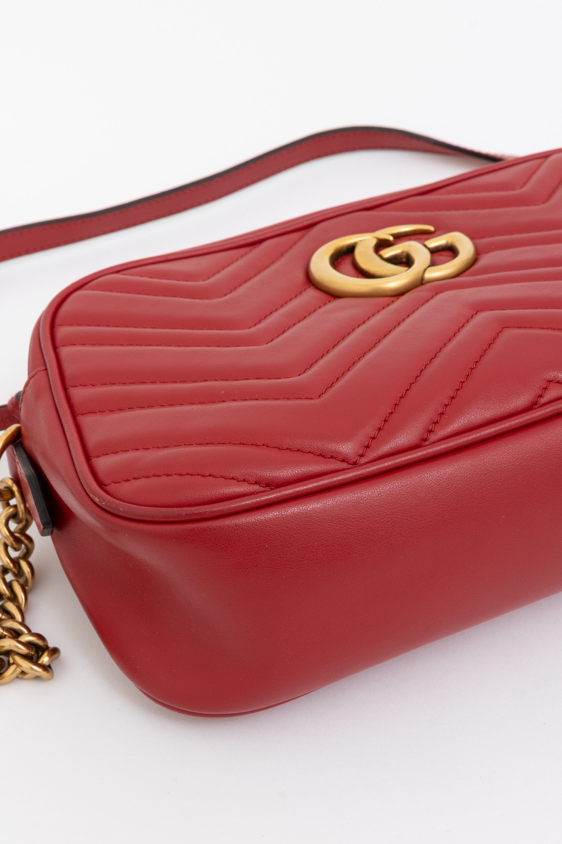 GG Marmont Small Camera Bag