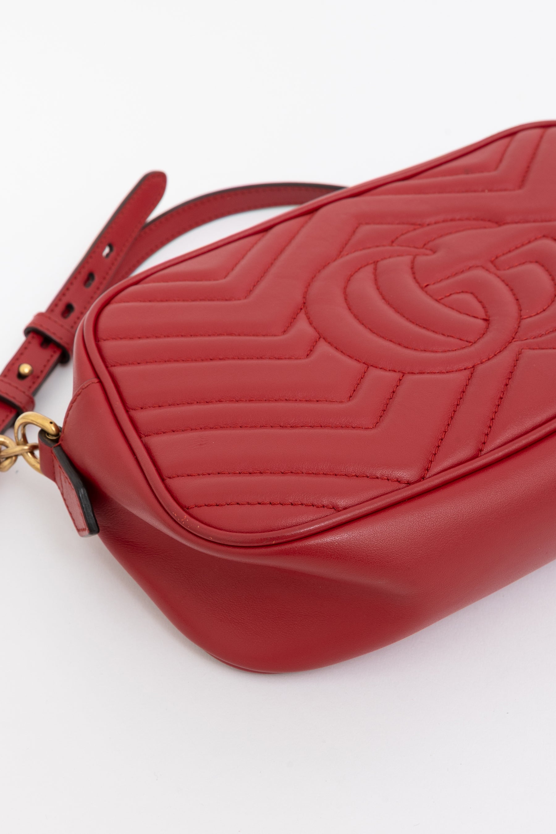 GG Marmont Small Camera Bag