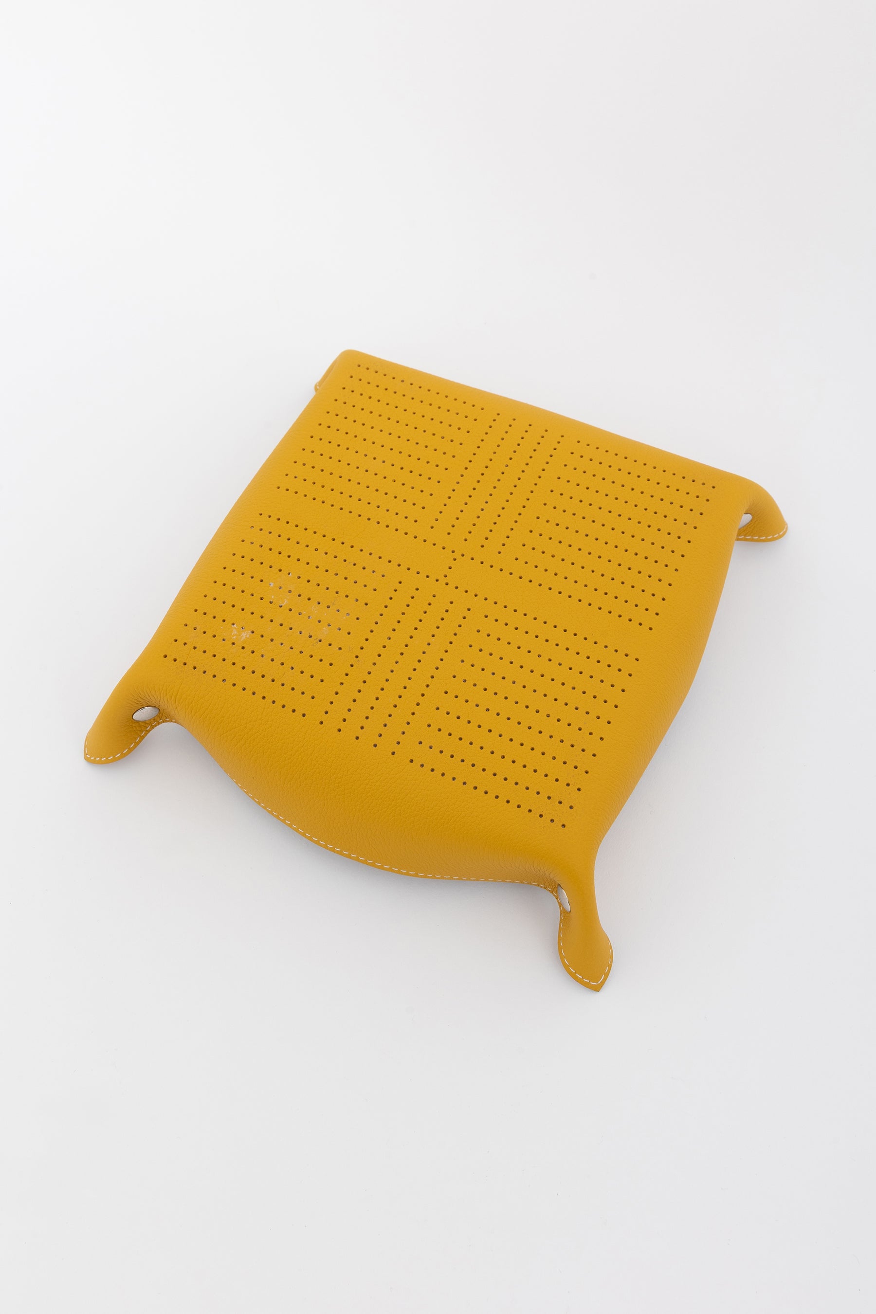 Mises et Relances Desk Change Tray
