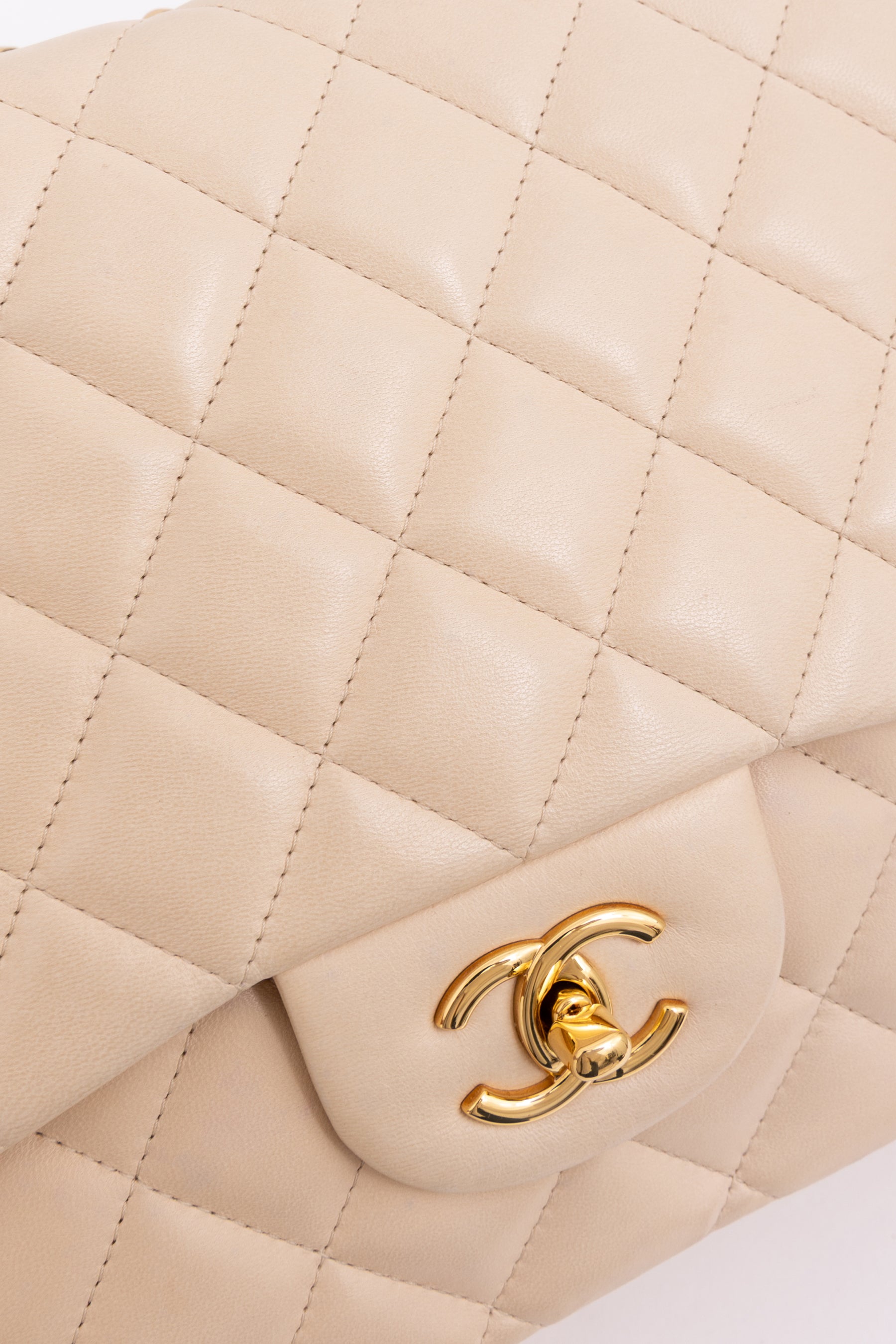 Jumbo Classic Flap Bag